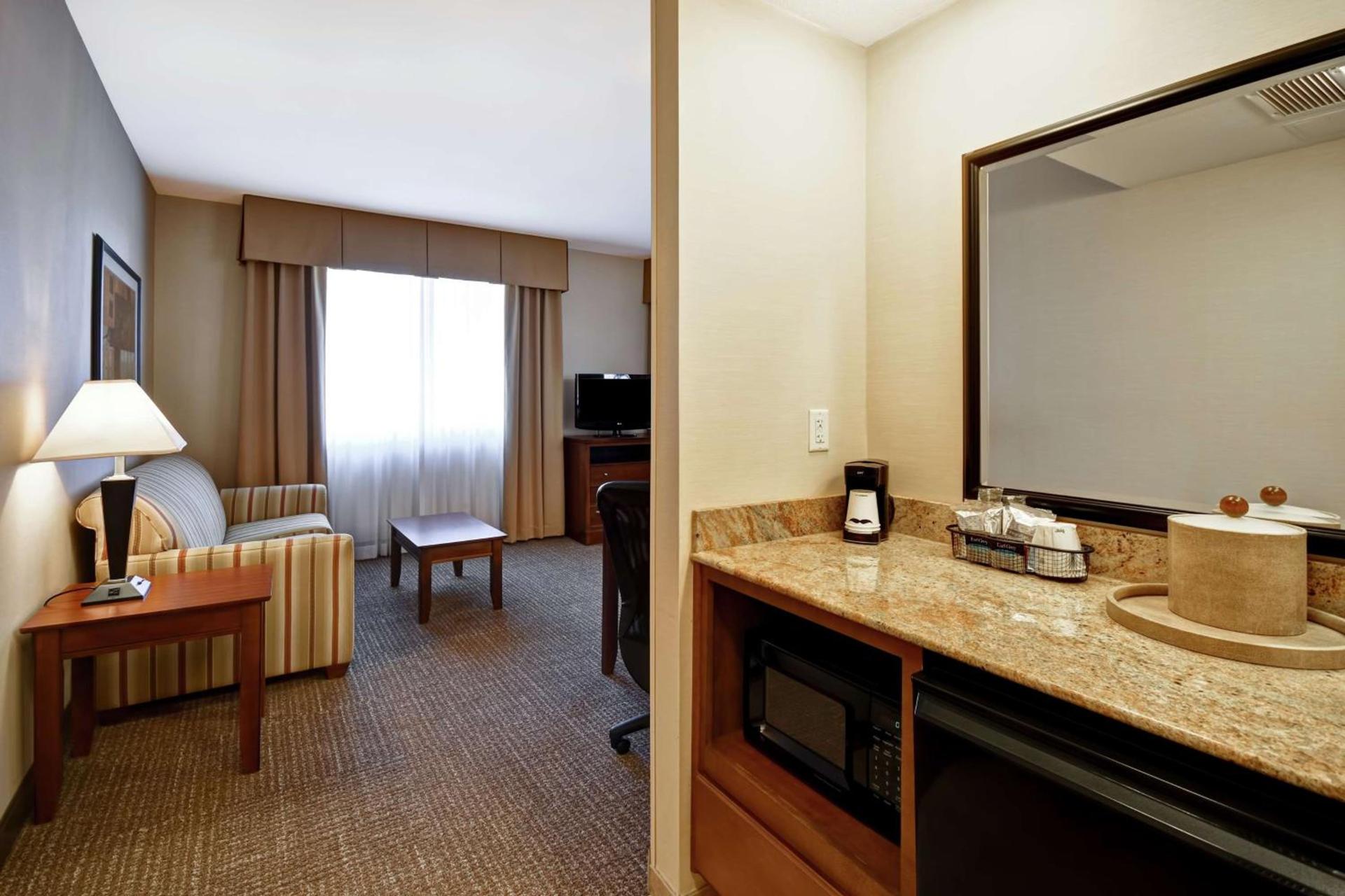 Hampton Inn & Suites Folsom photo 55