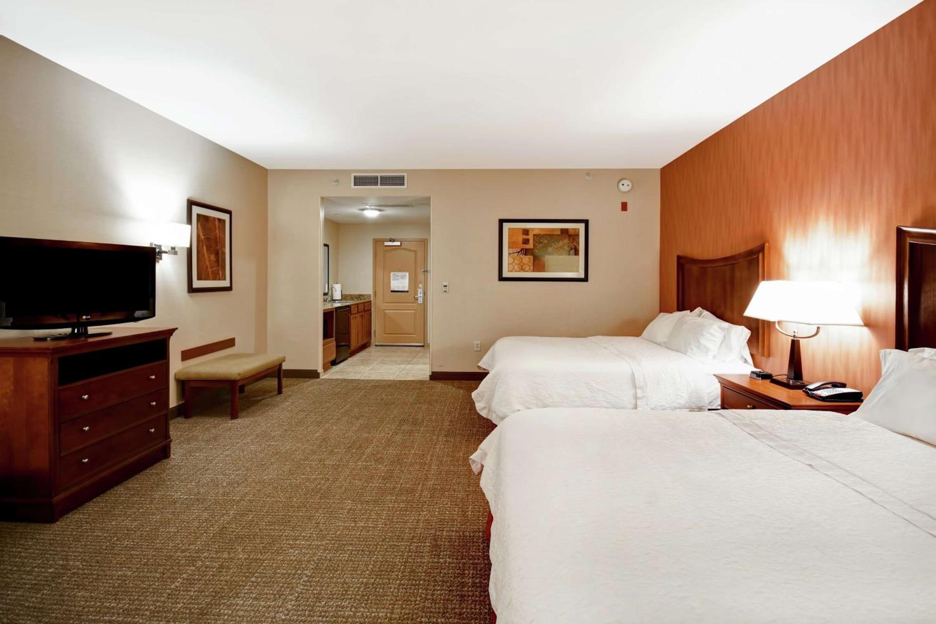 Hampton Inn & Suites Folsom photo 87