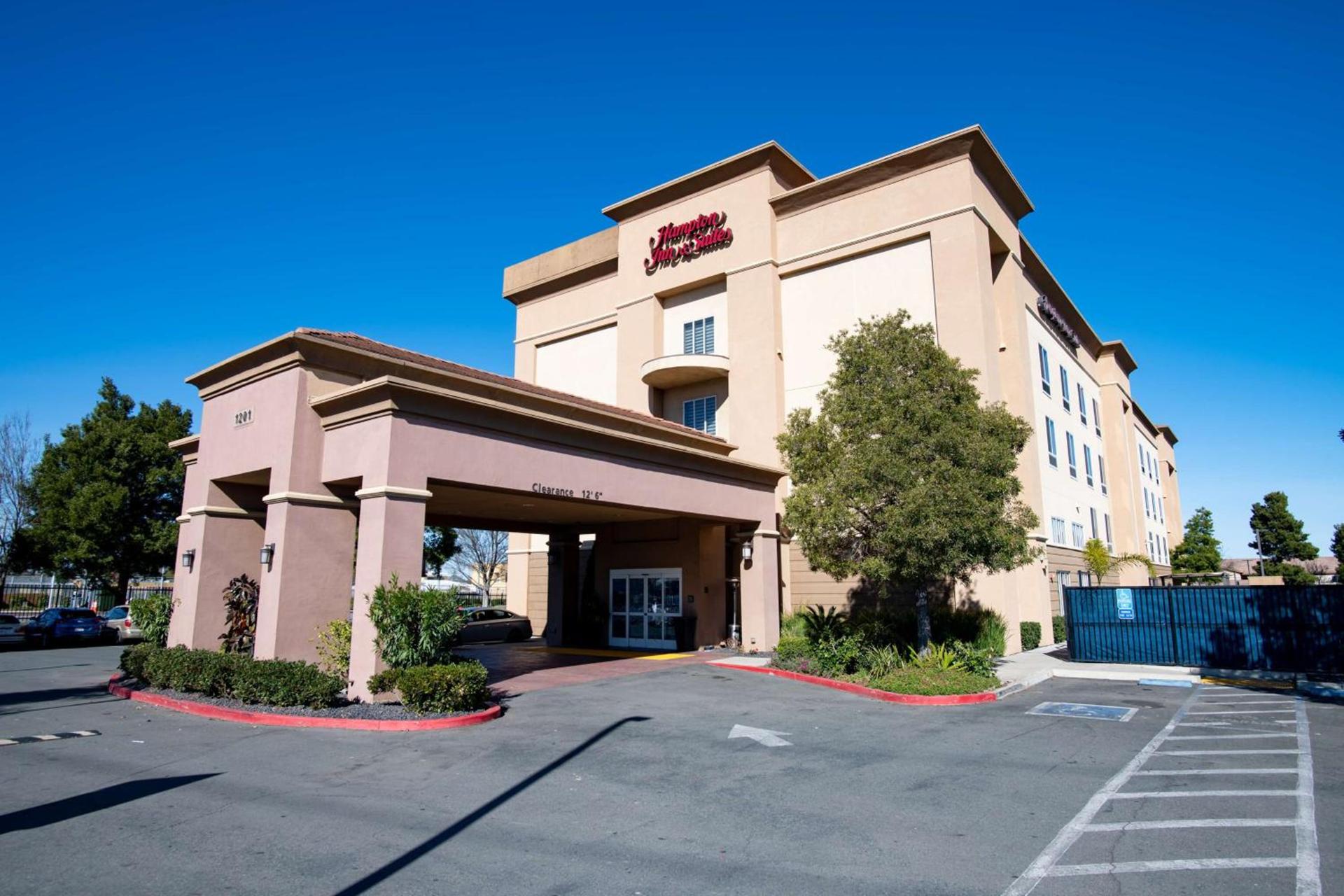 Hampton Inn & Suites Pittsburg photo 42