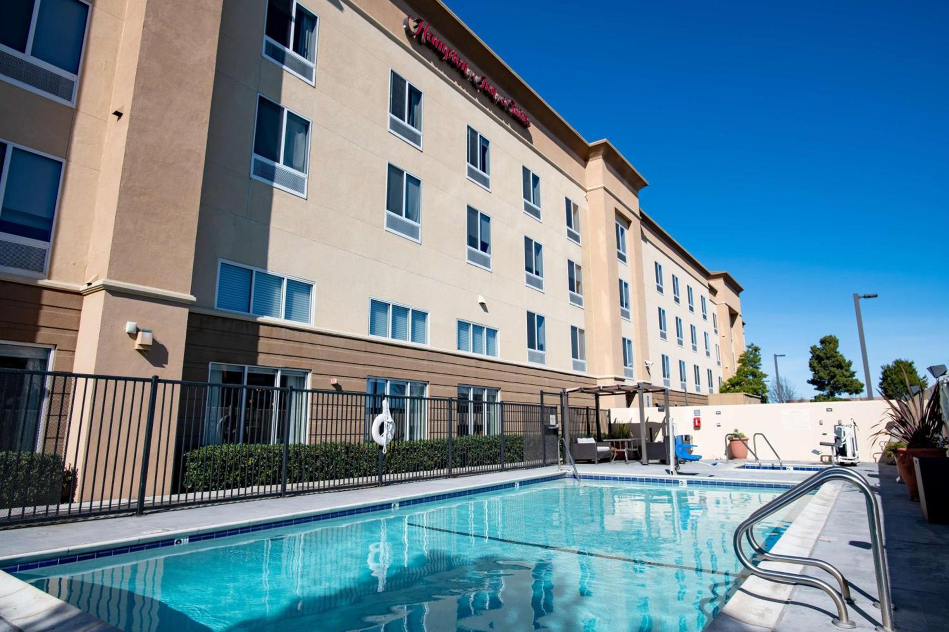 Hampton Inn & Suites Pittsburg photo 48