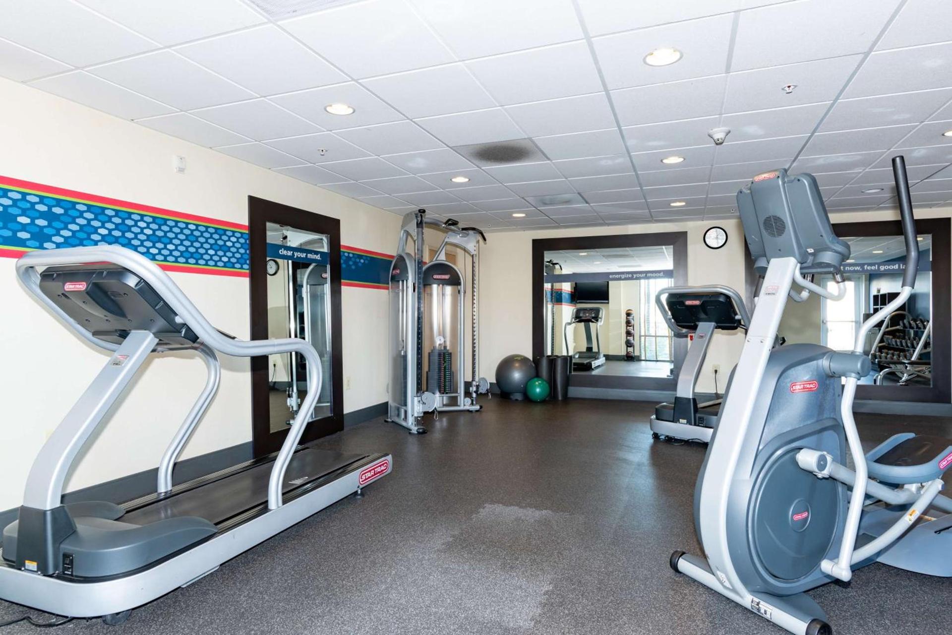 Hampton Inn & Suites Pittsburg photo 60