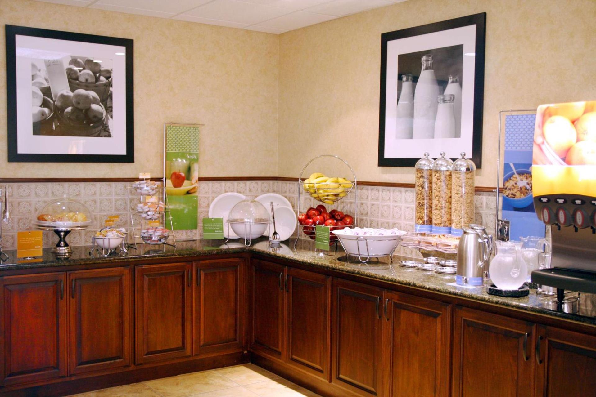 Hampton Inn & Suites Lodi photo 12