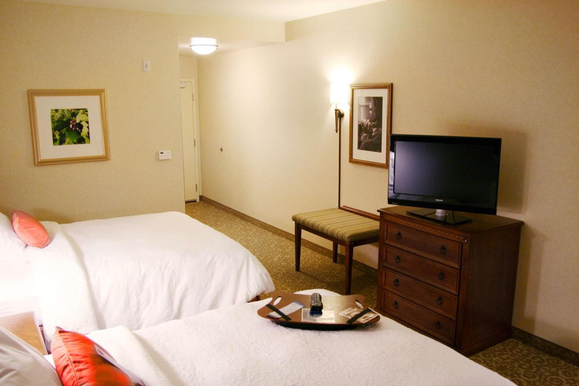 Hampton Inn & Suites Lodi photo 22