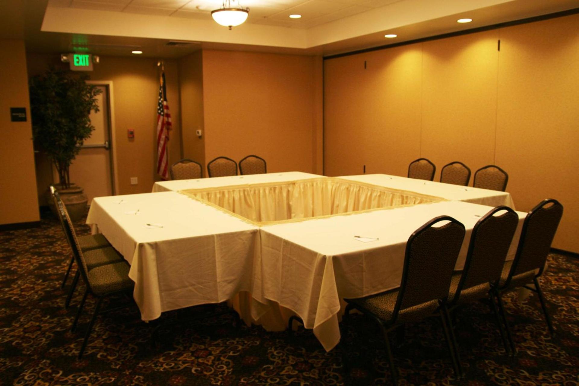 Hampton Inn & Suites Lodi photo 27