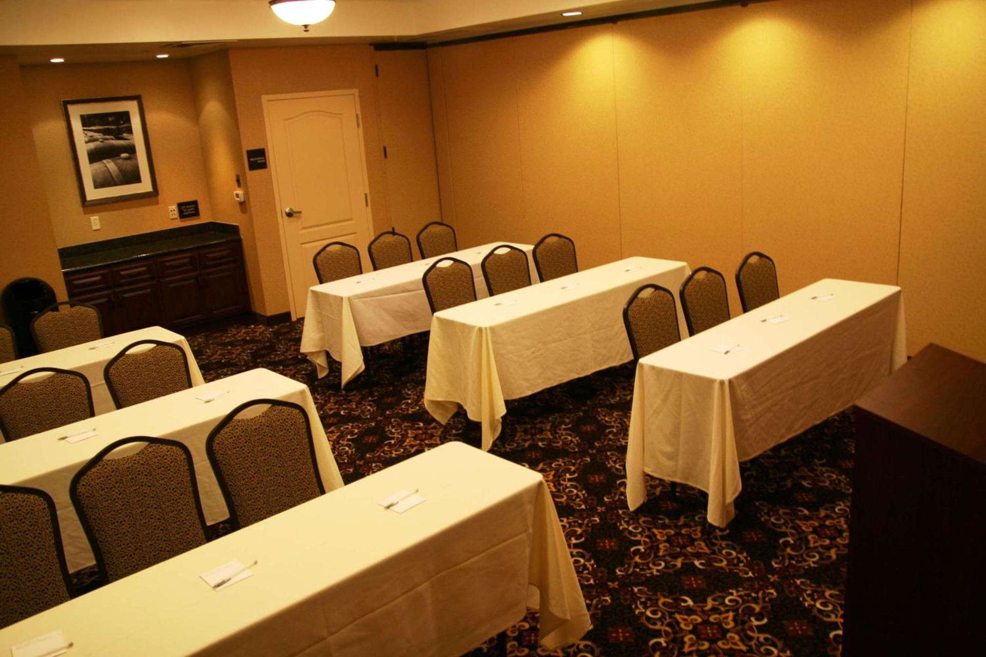 Hampton Inn & Suites Lodi photo 28