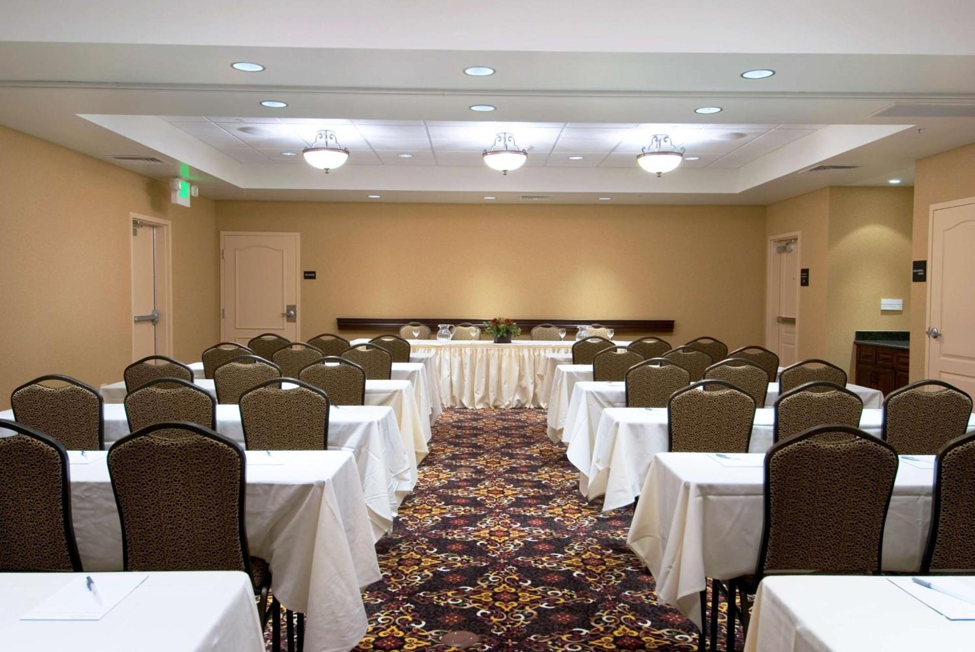 Hampton Inn & Suites Lodi photo 29
