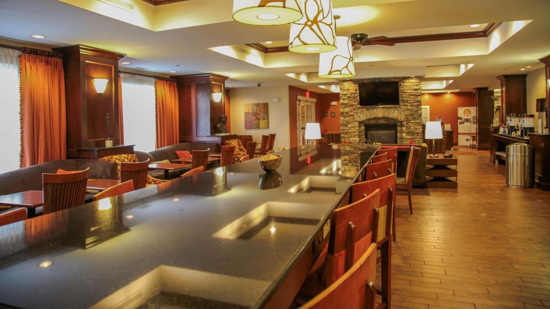 Hampton Inn Matamoras photo 10