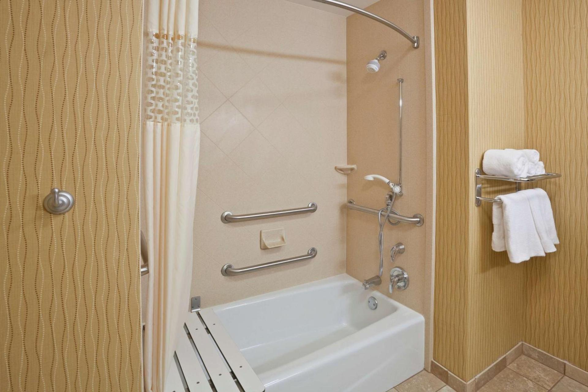 Hampton Inn Matamoras photo 23