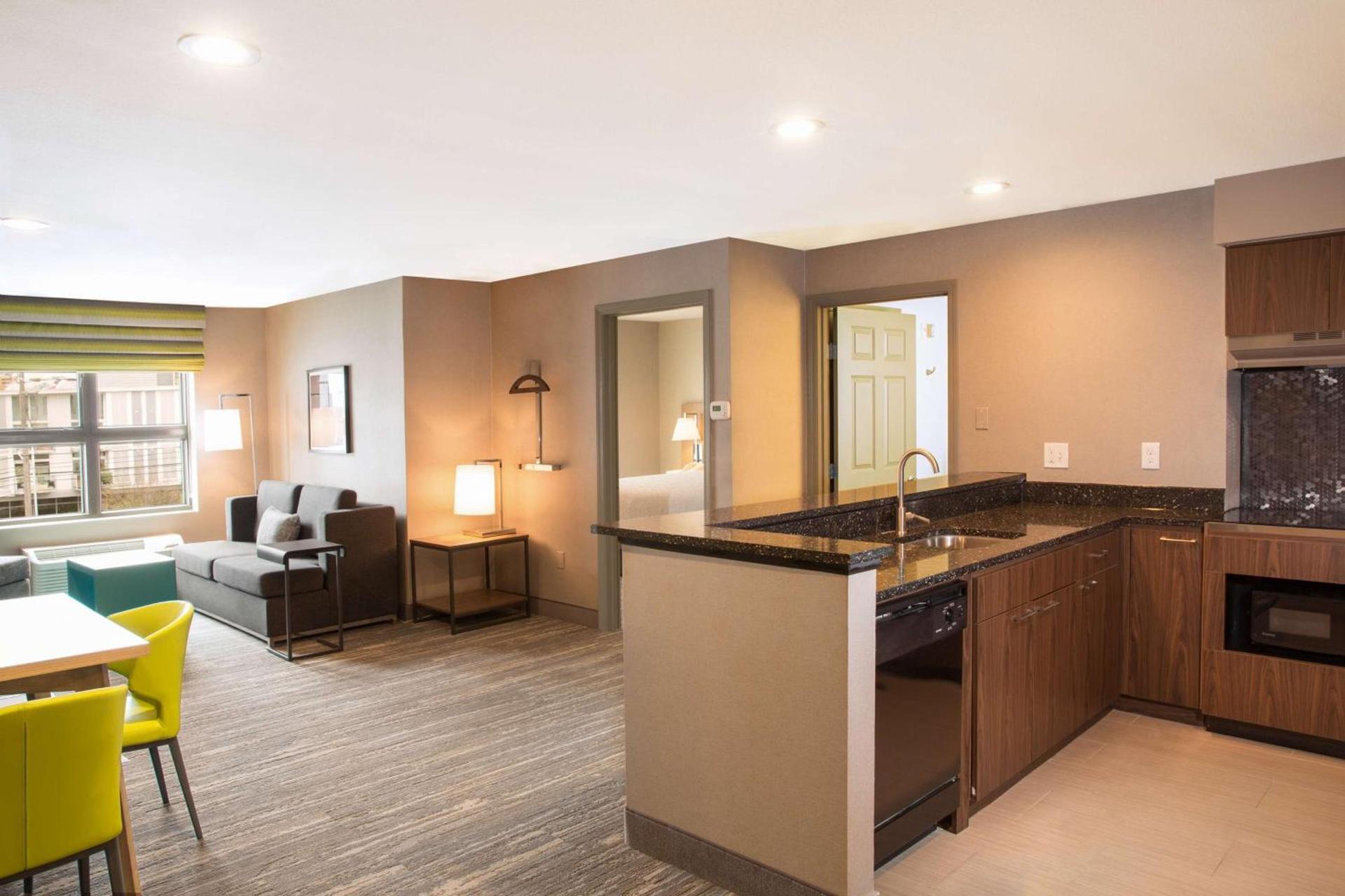 Hampton Inn & Suites Seattle-Downtown photo 12