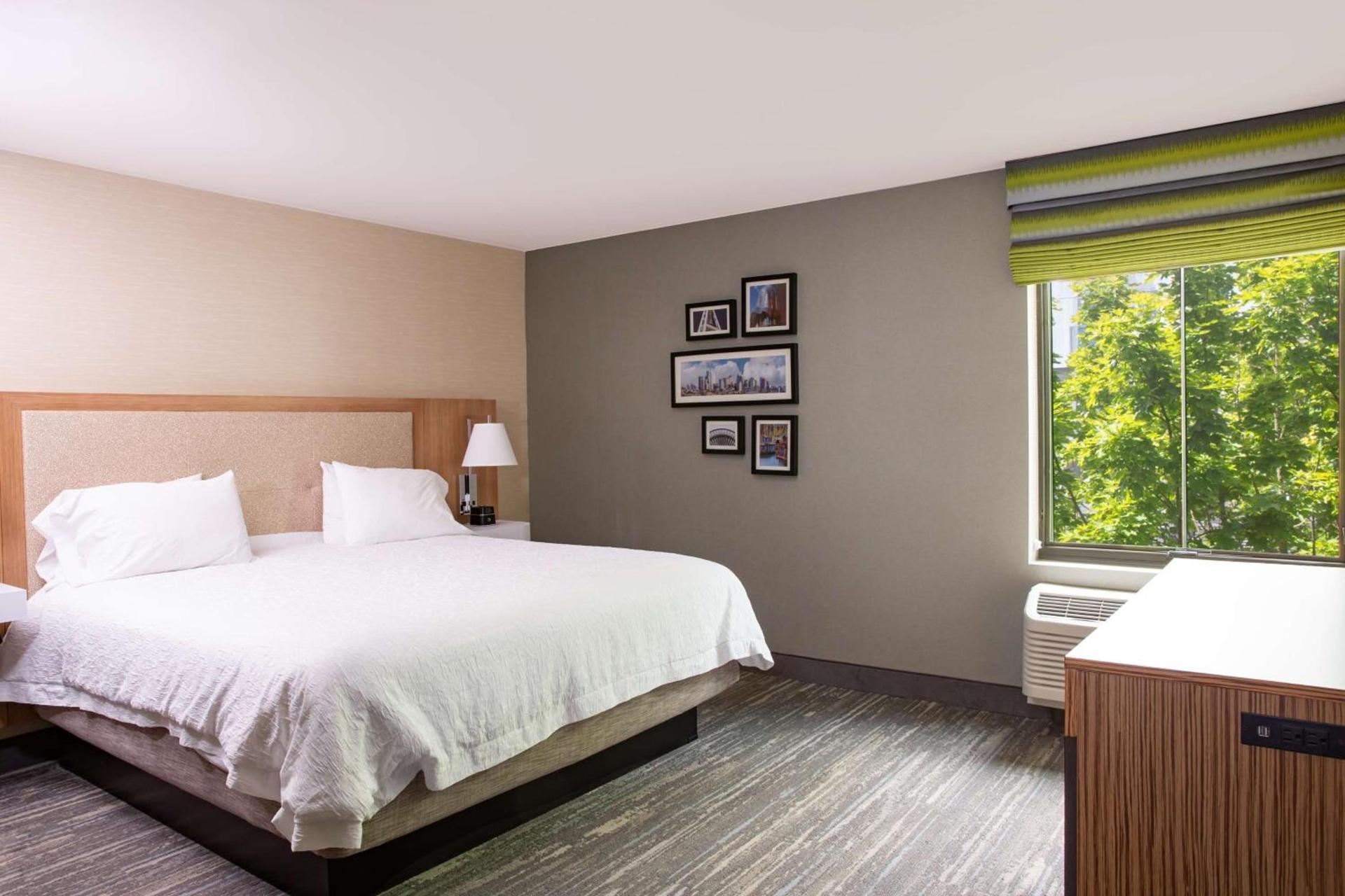 Hampton Inn & Suites Seattle-Downtown photo 23