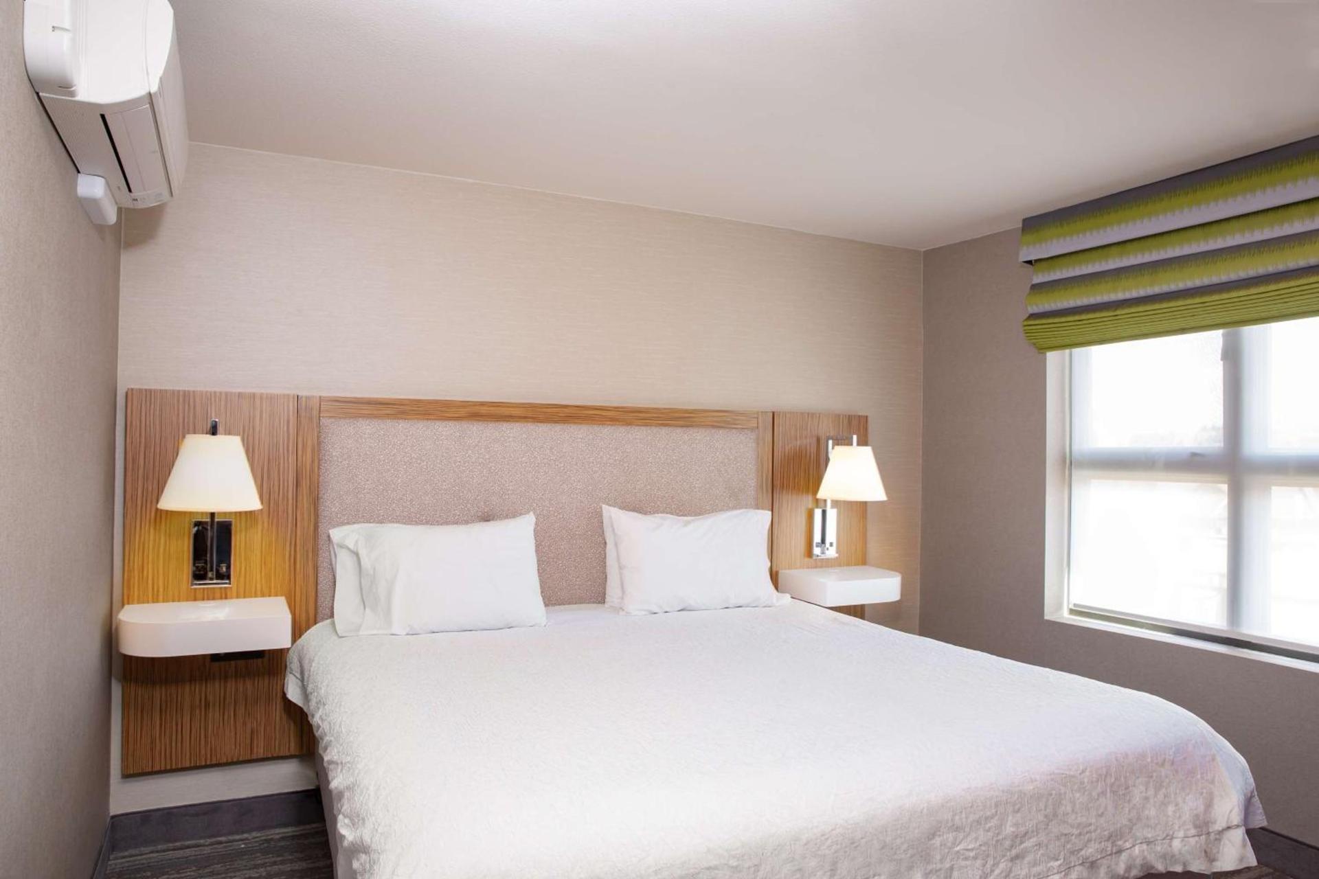 Hampton Inn & Suites Seattle-Downtown photo 26