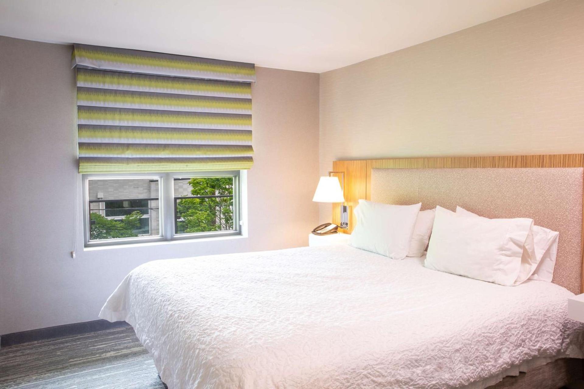 Hampton Inn & Suites Seattle-Downtown photo 28