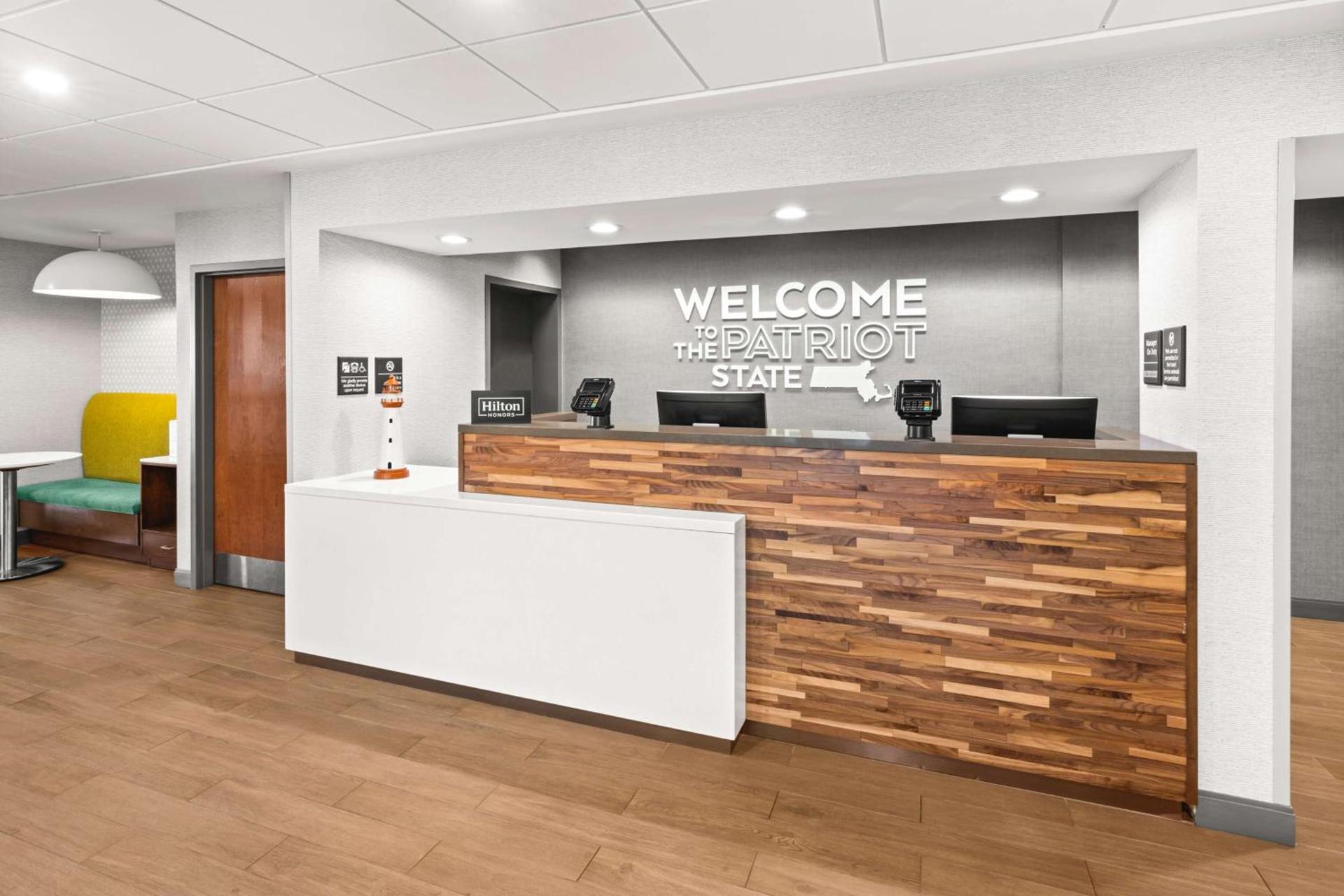 Hampton Inn Seekonk photo 7