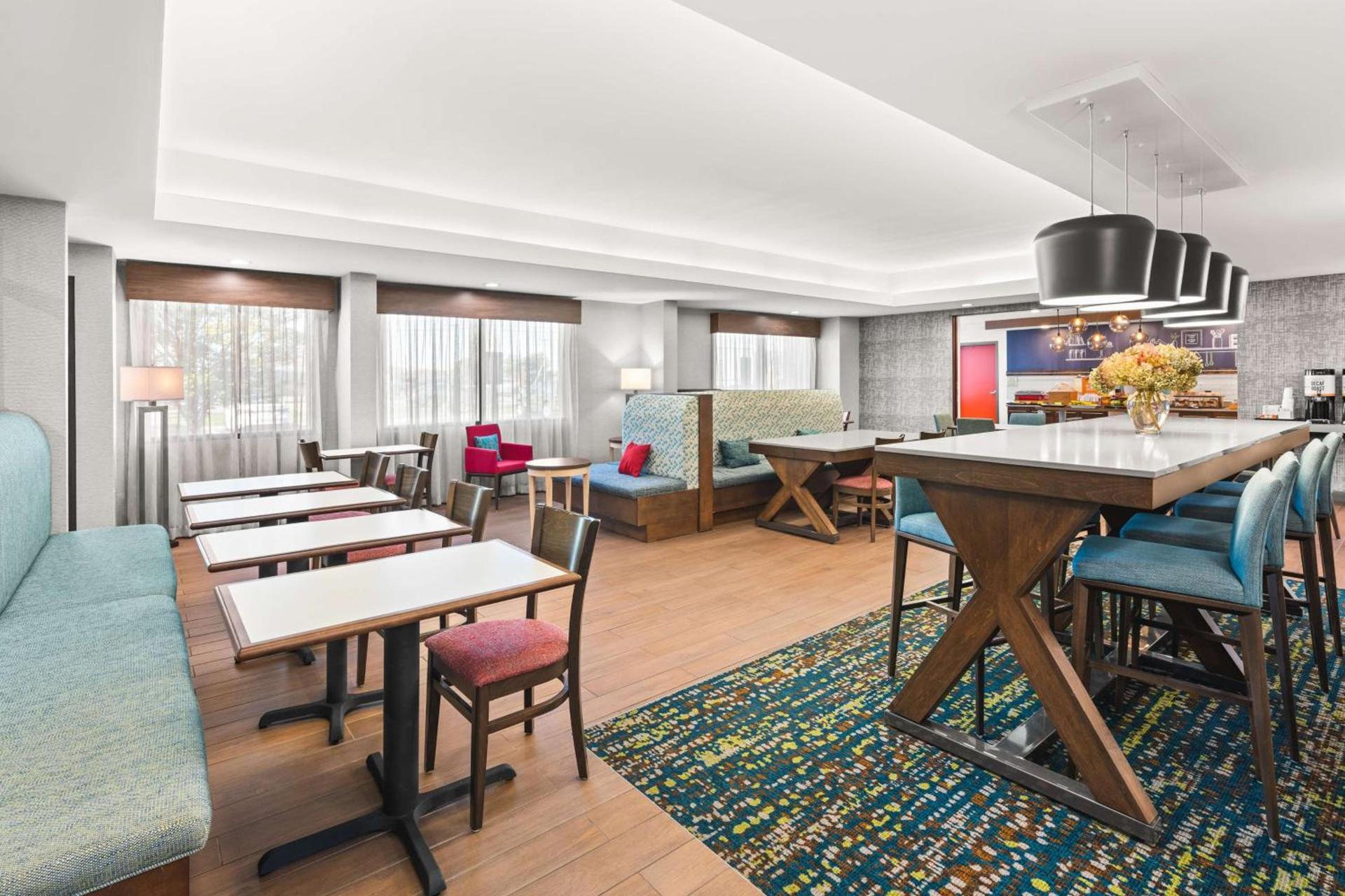 Hampton Inn Seekonk photo 15
