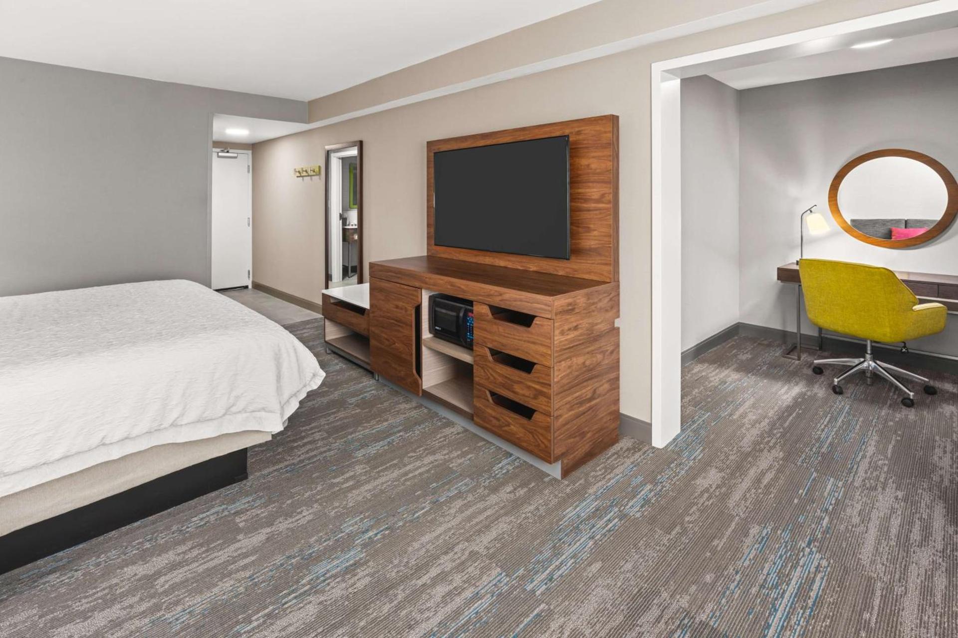 Hampton Inn Seekonk photo 23