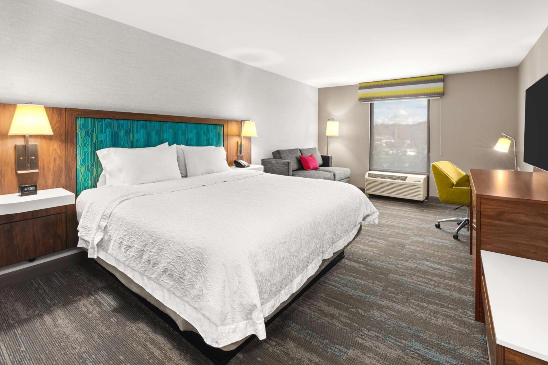 Hampton Inn Seekonk photo 26