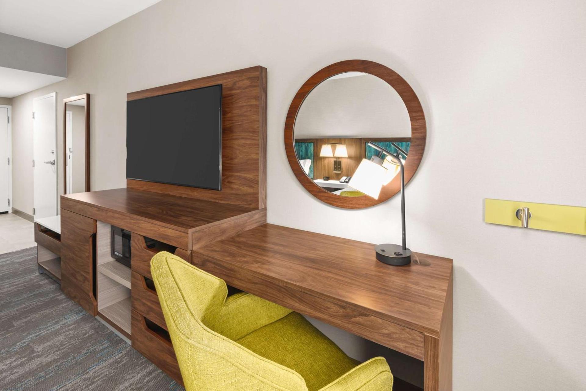 Hampton Inn Seekonk photo 35