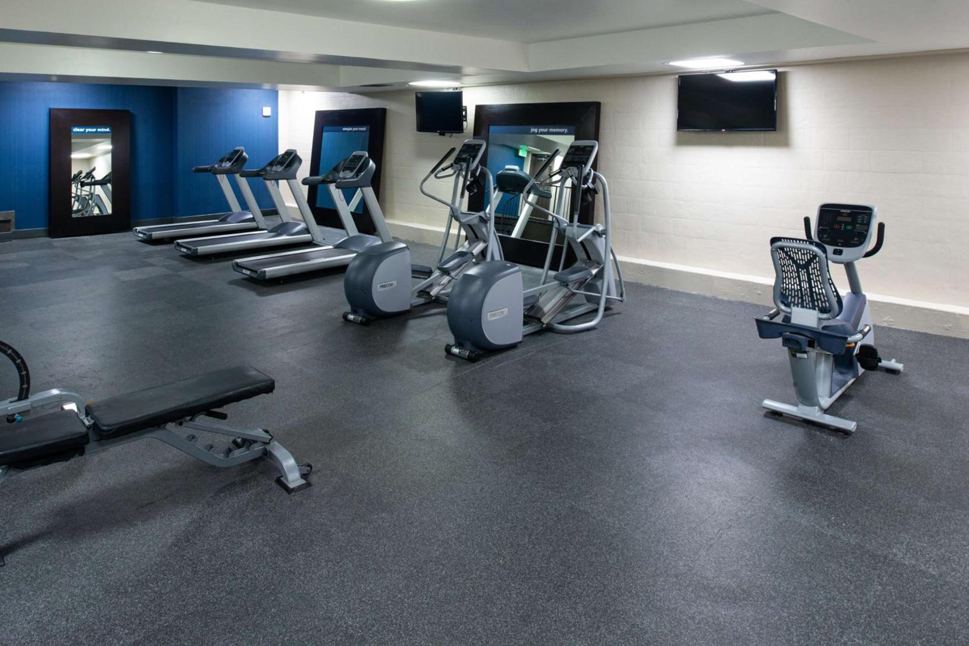 Hampton Inn San Francisco - Daly City photo 11
