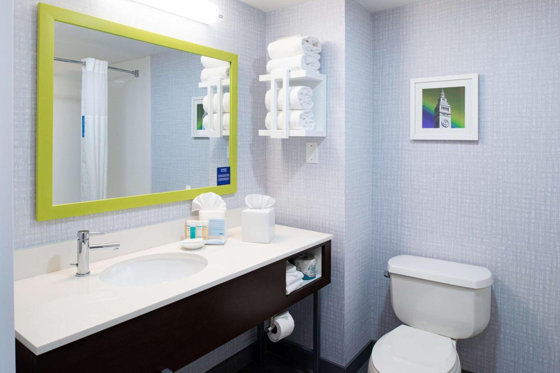 Hampton Inn San Francisco - Daly City photo 16