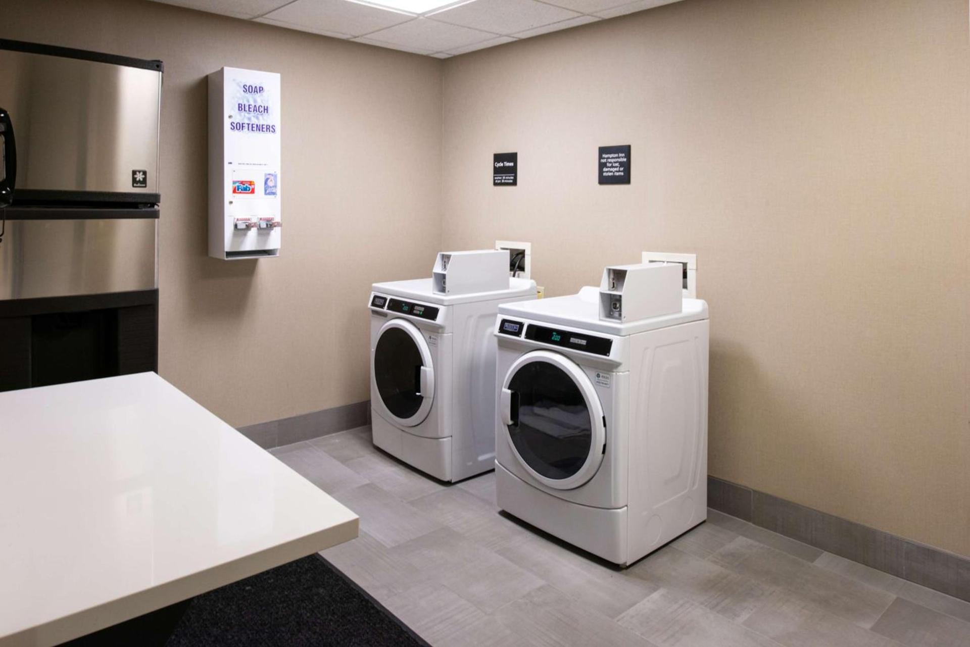 Hampton Inn San Francisco - Daly City photo 25