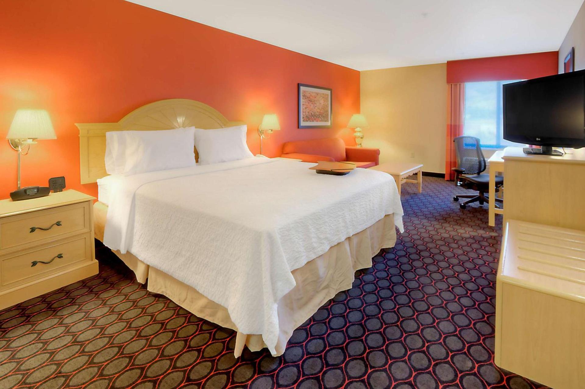 Hampton Inn Fremont photo 17