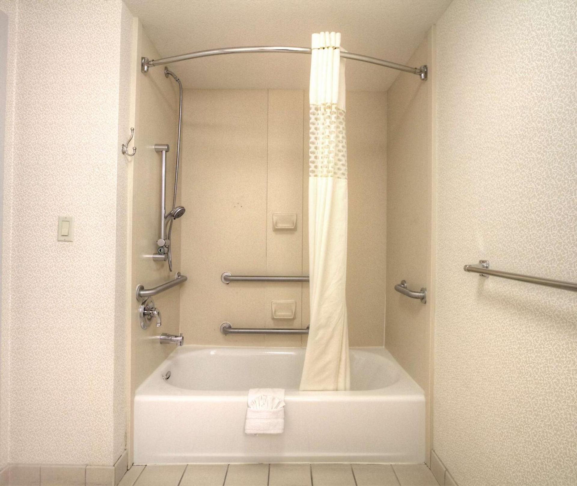 Hampton Inn Milpitas photo 17