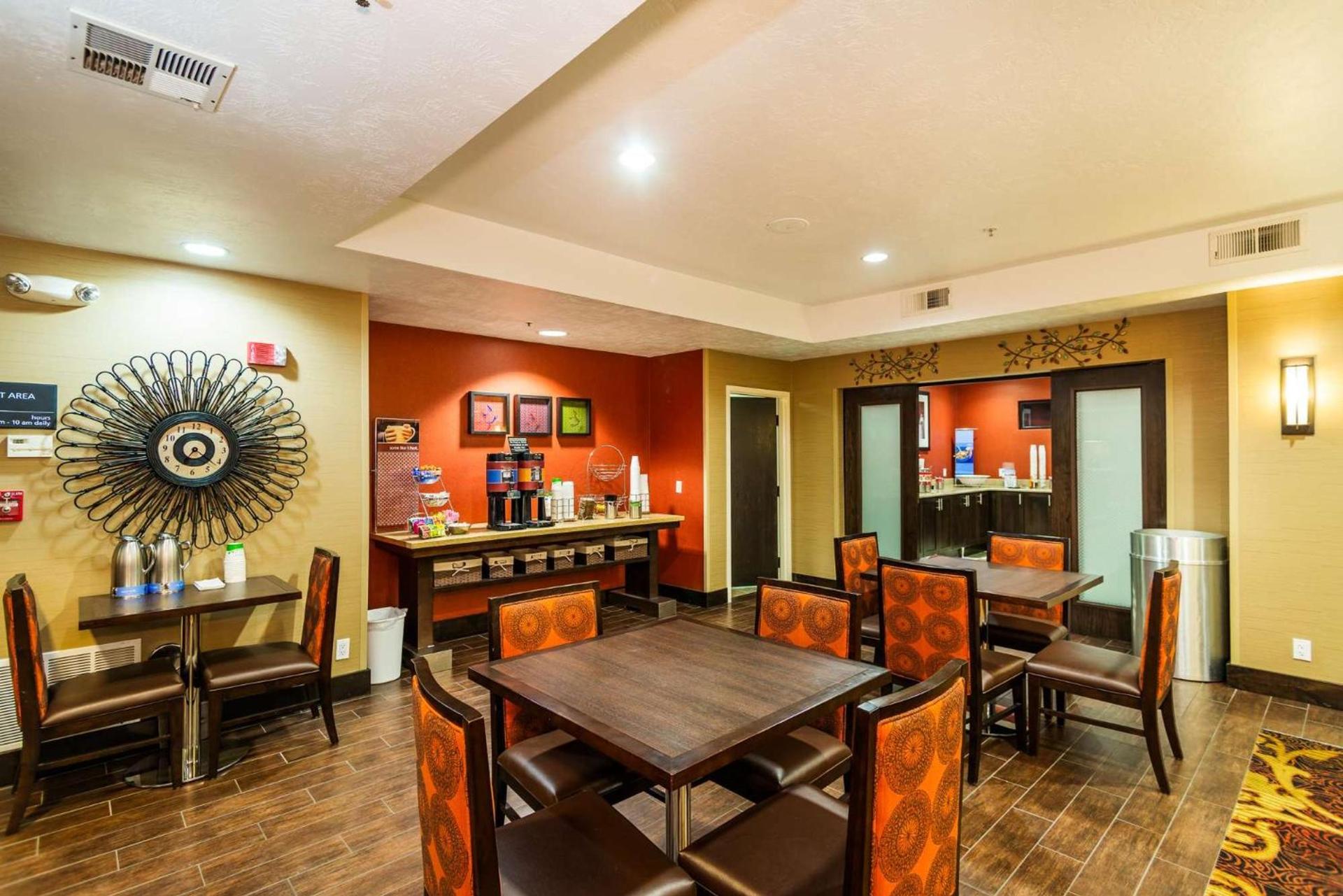 Hampton Inn St. George photo 7