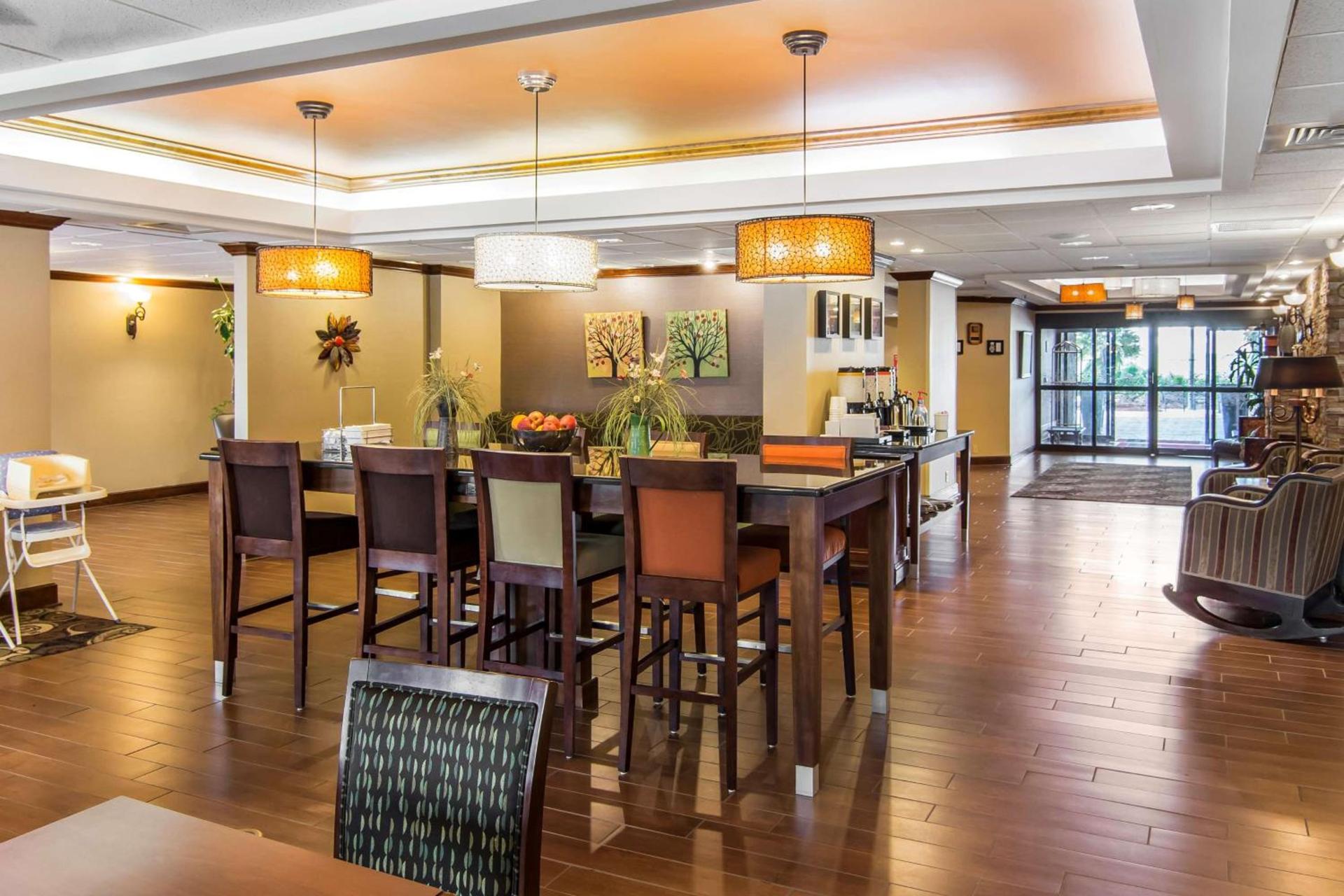 Hampton Inn South Hill photo 8