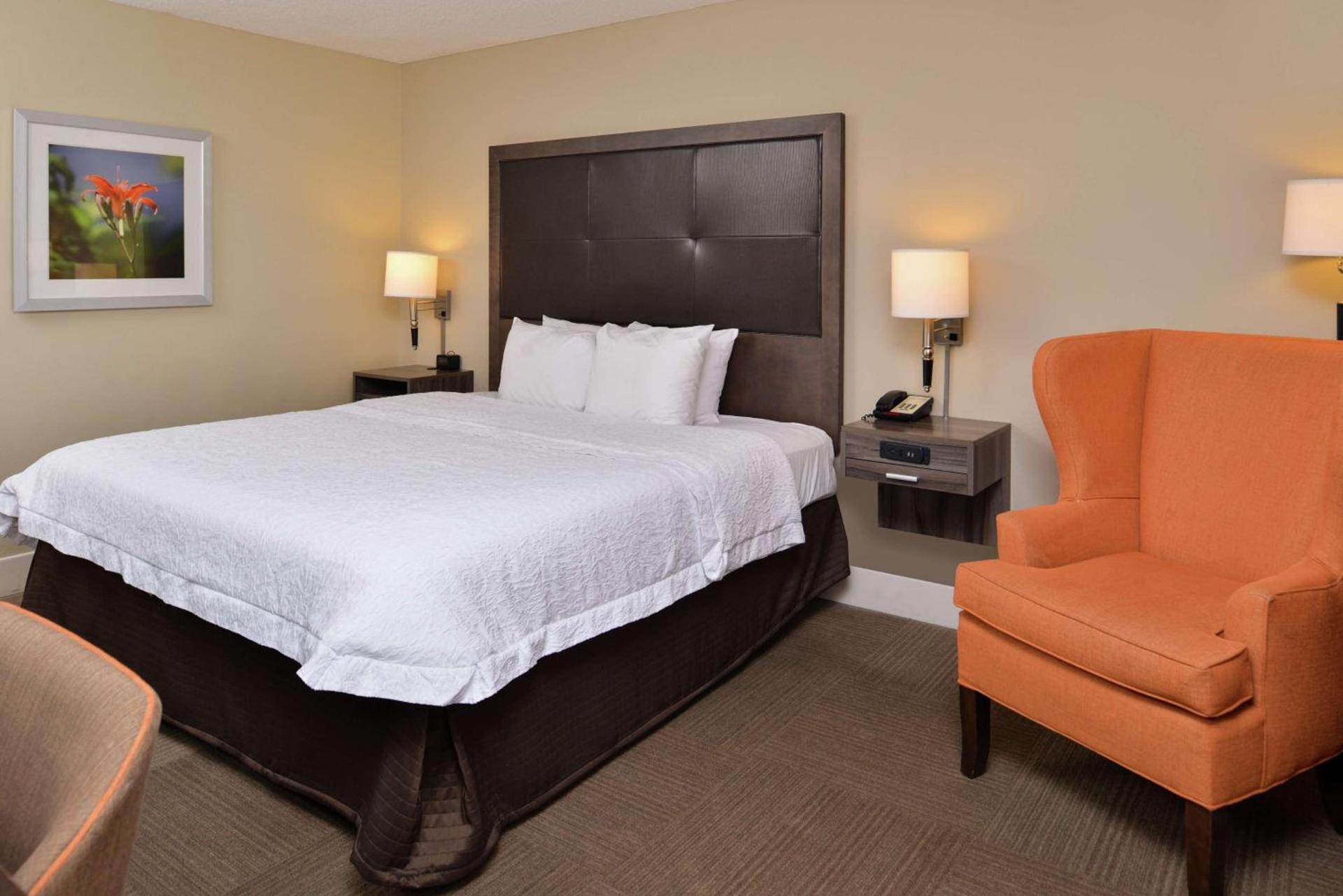 Hampton Inn South Hill photo 40