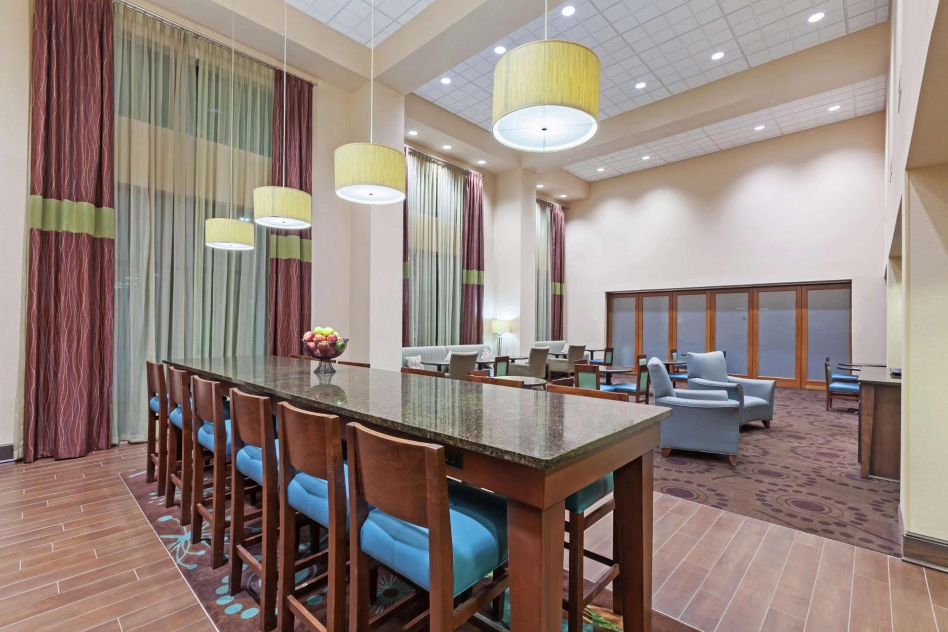 Hampton Inn & Suites Shreveport/Bossier City at Airline Drive photo 5