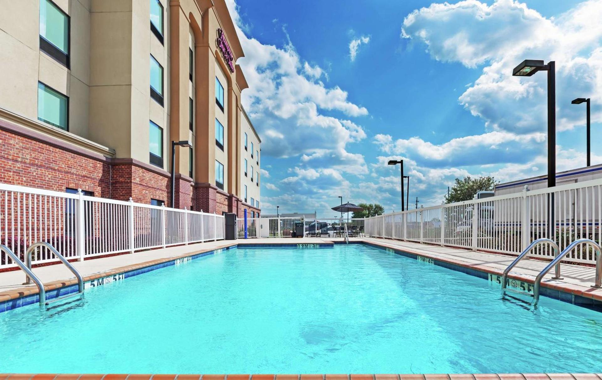 Hampton Inn & Suites Shreveport/Bossier City at Airline Drive photo 6