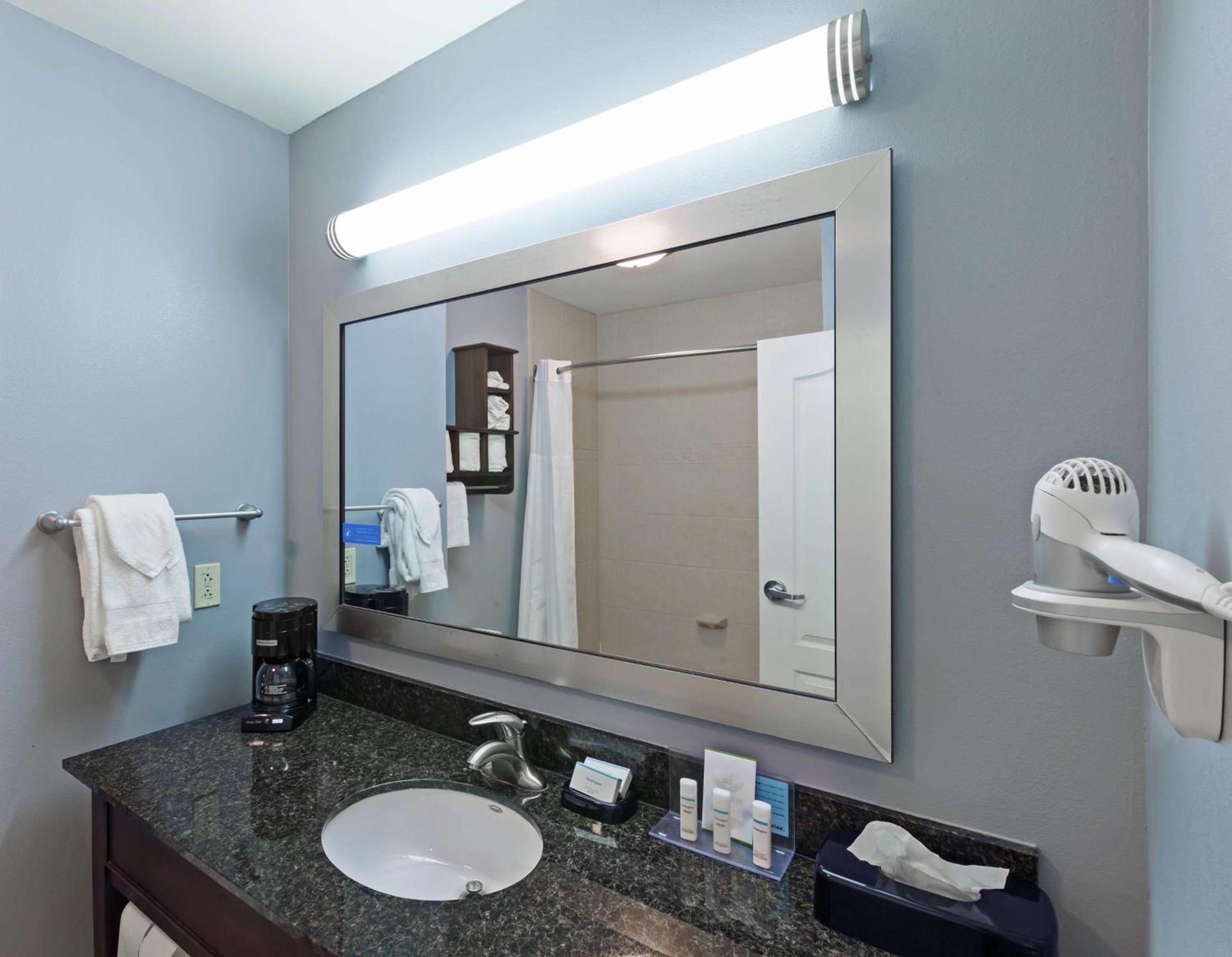 Hampton Inn & Suites Shreveport/Bossier City at Airline Drive photo 30
