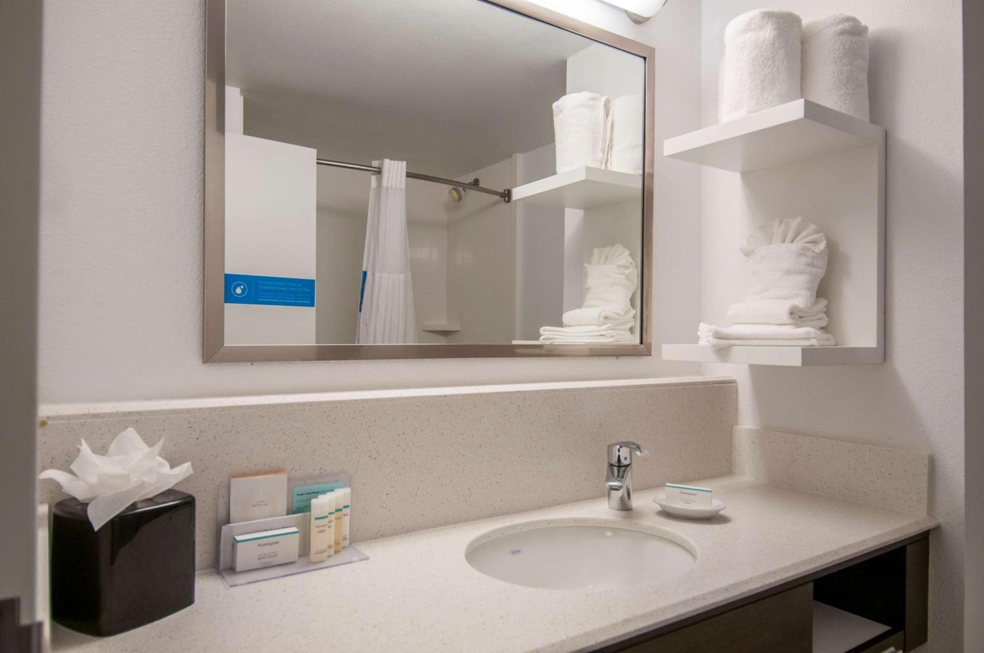 Hampton Inn Shreveport/Bossier City photo 26