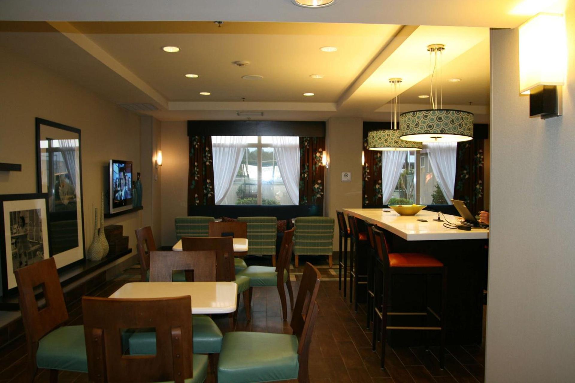 Hampton Inn Shreveport-Airport photo 6