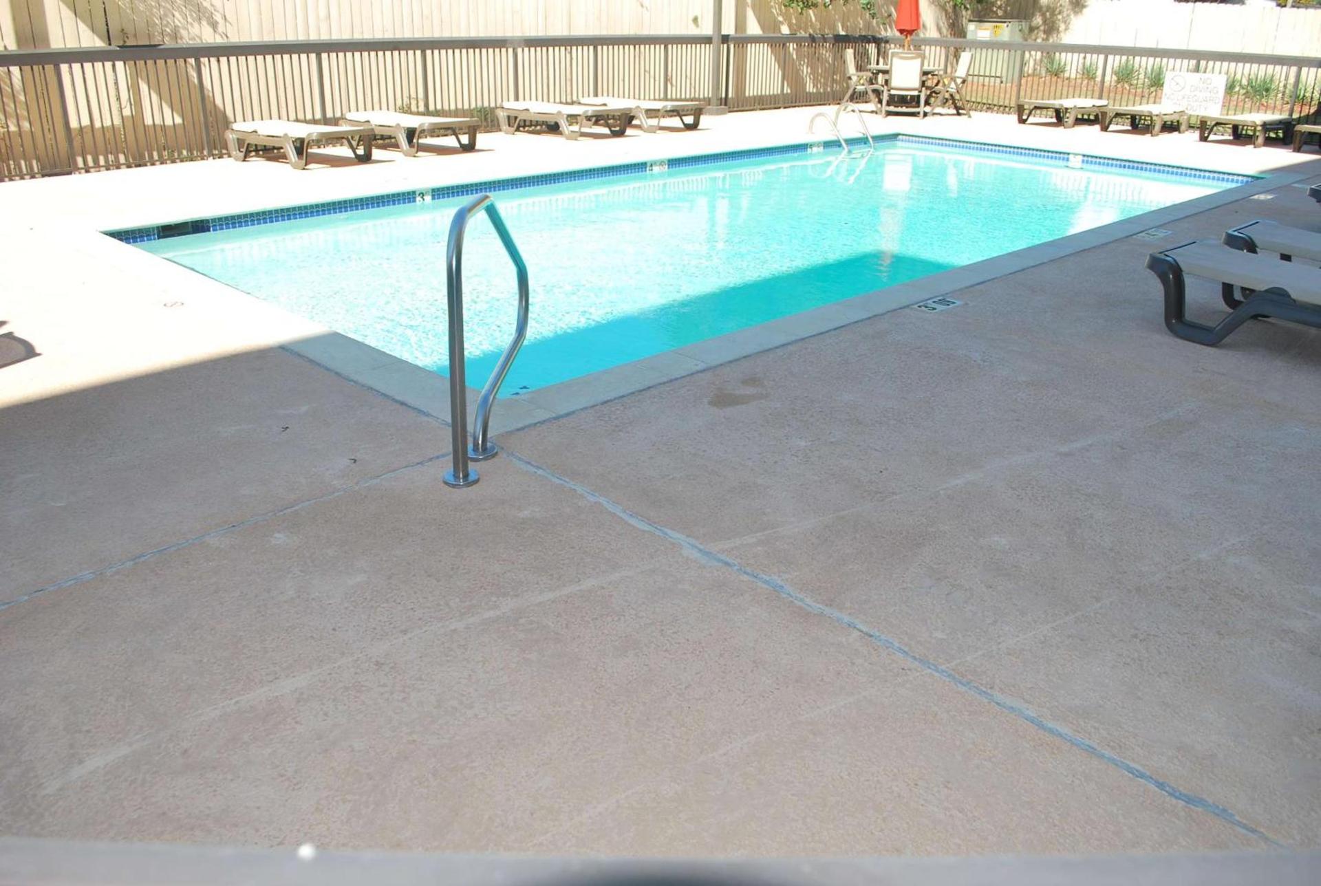 Hampton Inn Shreveport-Airport photo 10