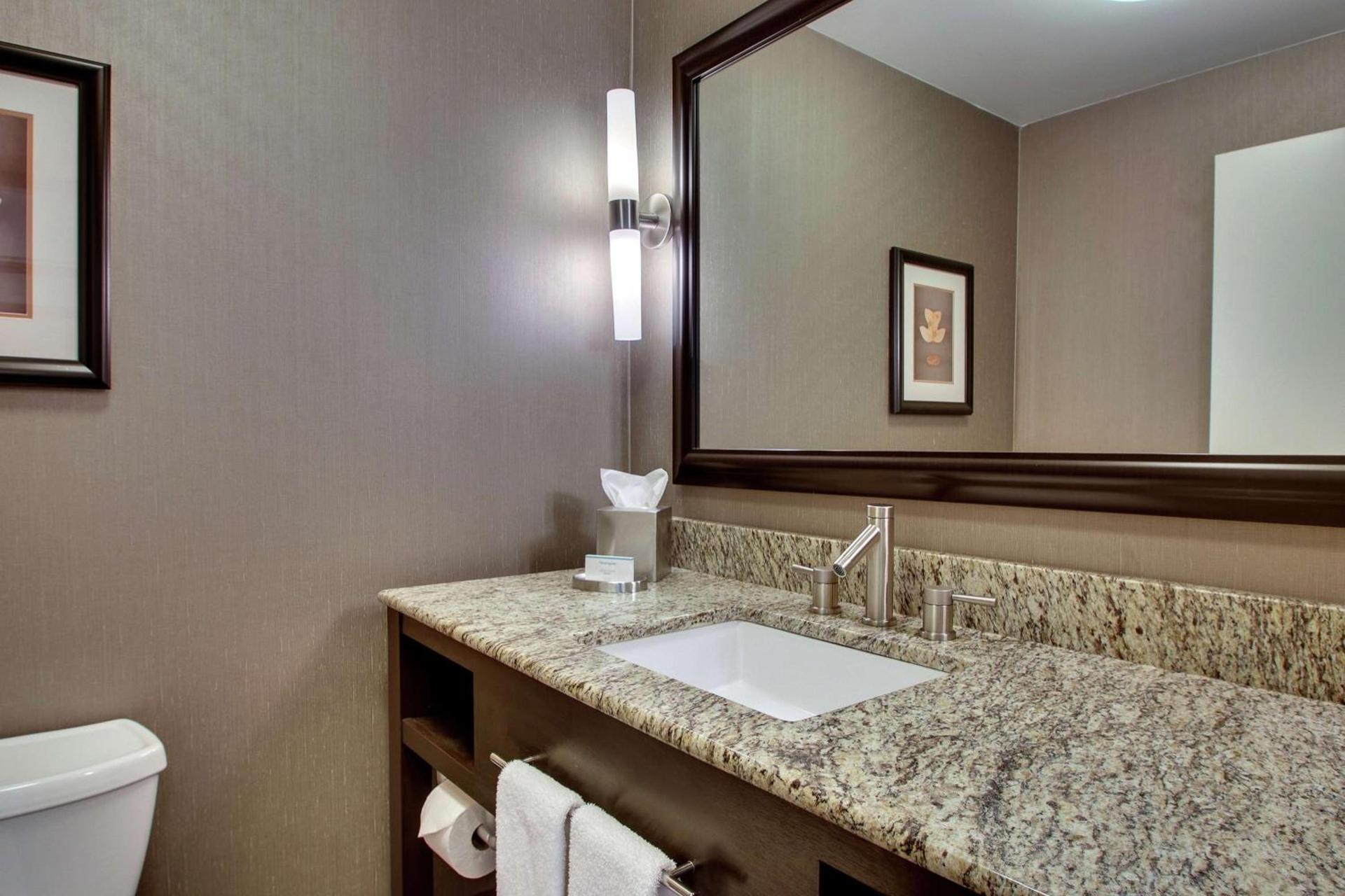 Hampton Inn & Suites Shreveport photo 11