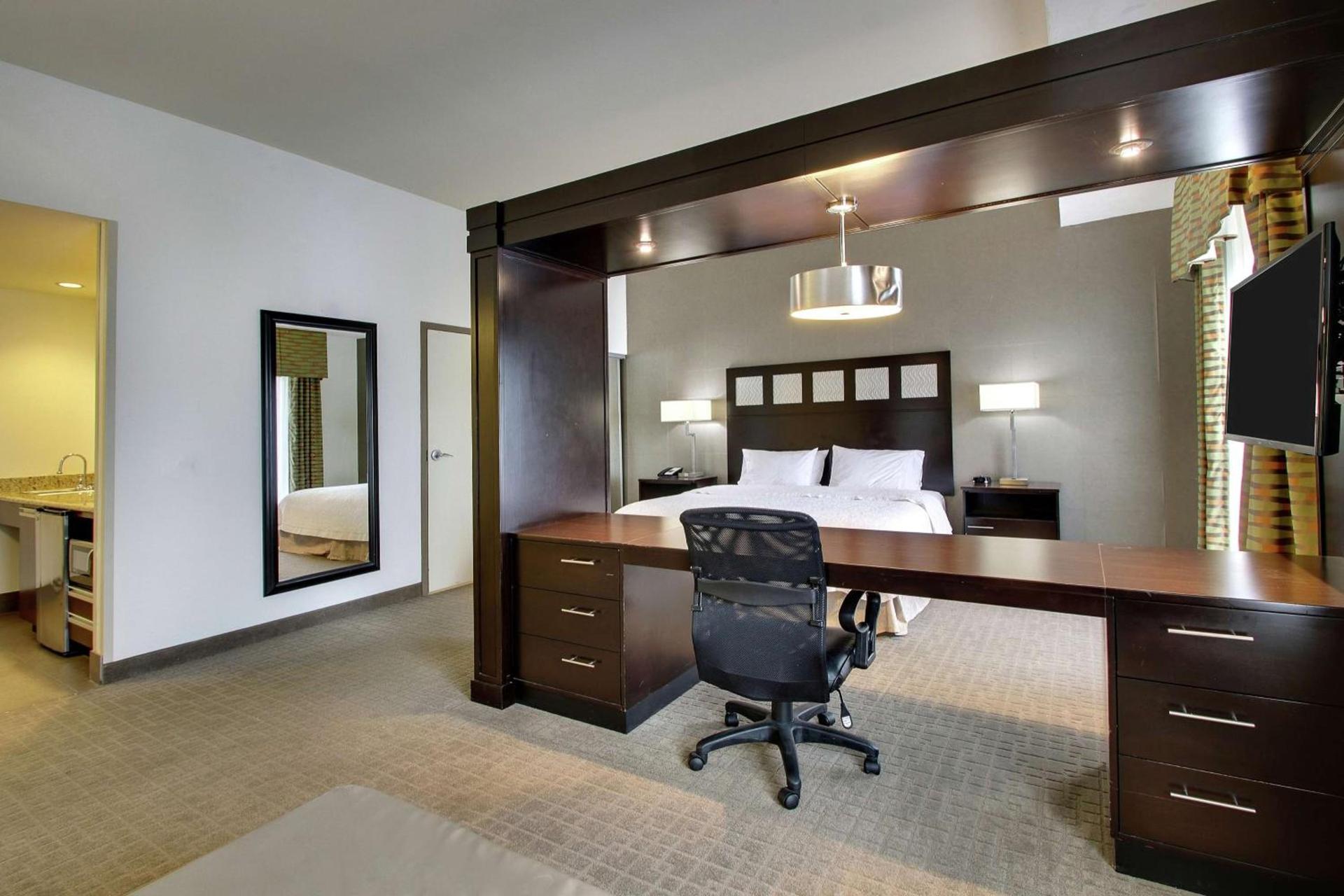 Hampton Inn & Suites Shreveport photo 13