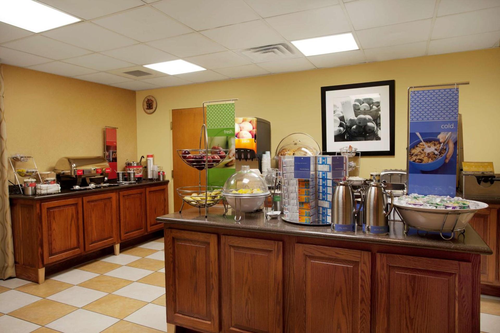 Hampton Inn Sidney photo 5