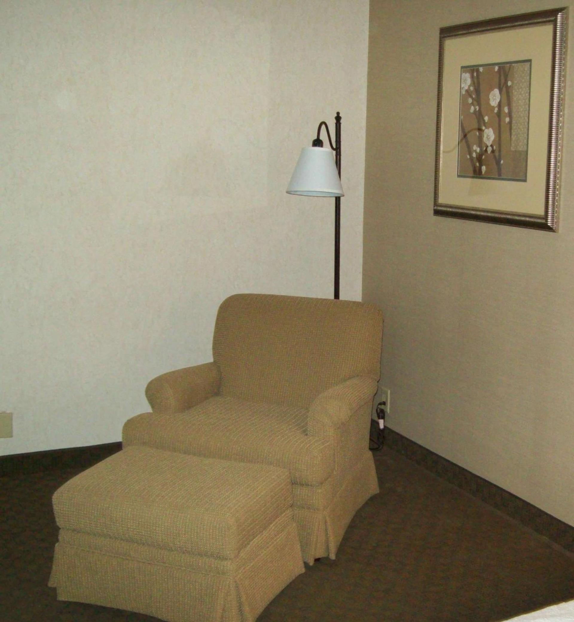 Hampton Inn Sidney photo 9