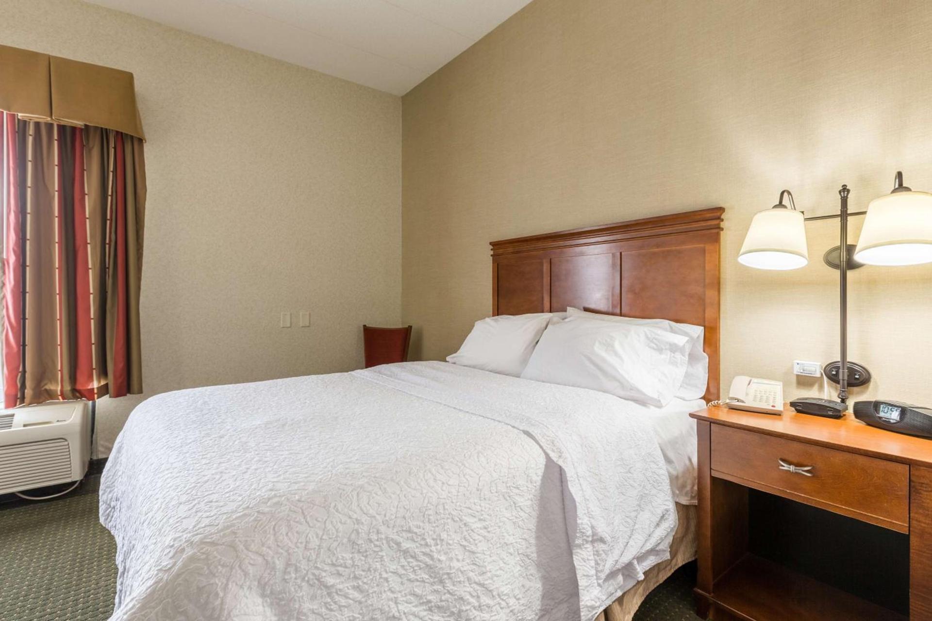 Hampton Inn Sidney photo 17
