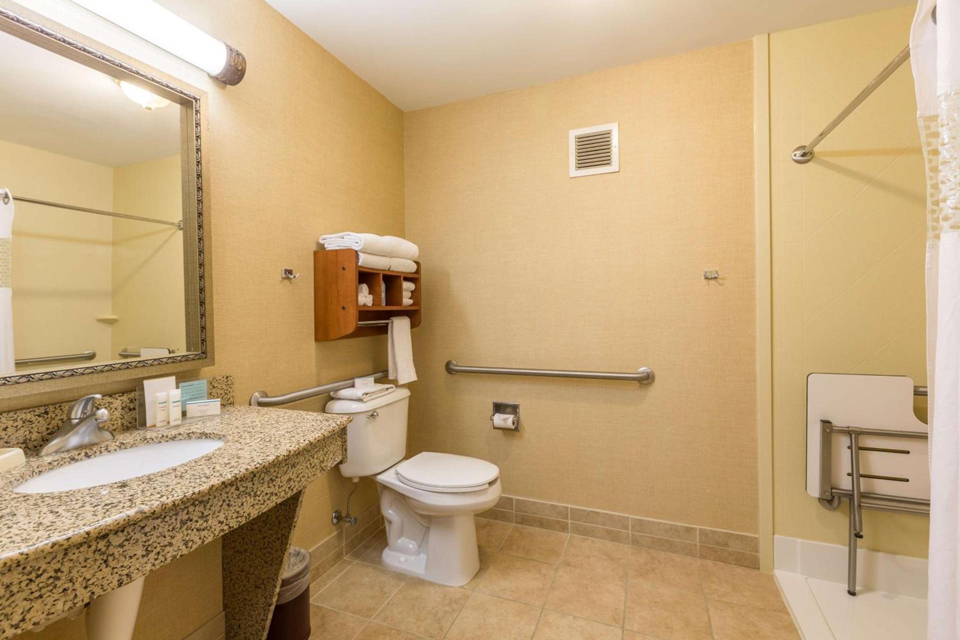 Hampton Inn Sidney photo 26