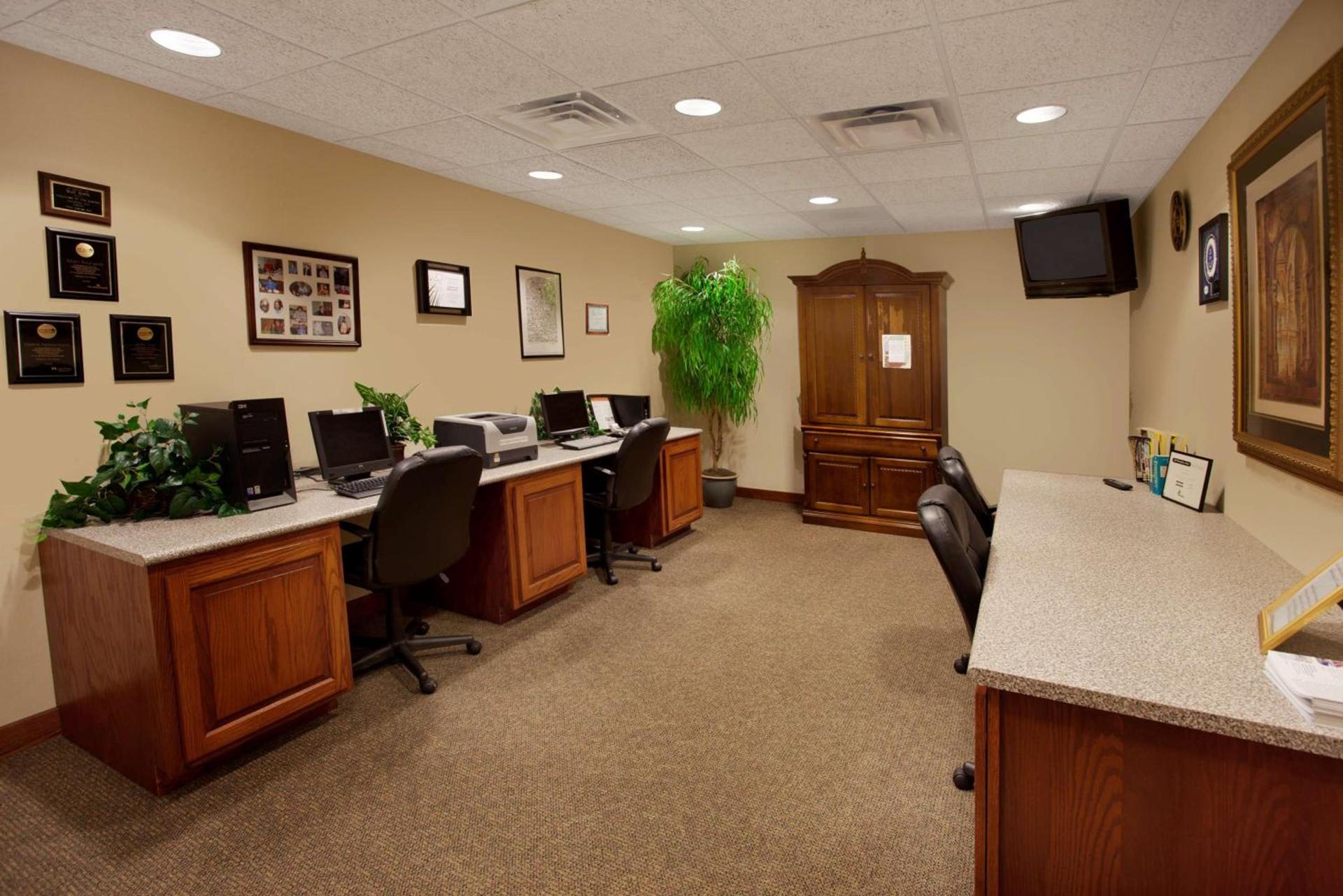 Hampton Inn Sidney photo 32