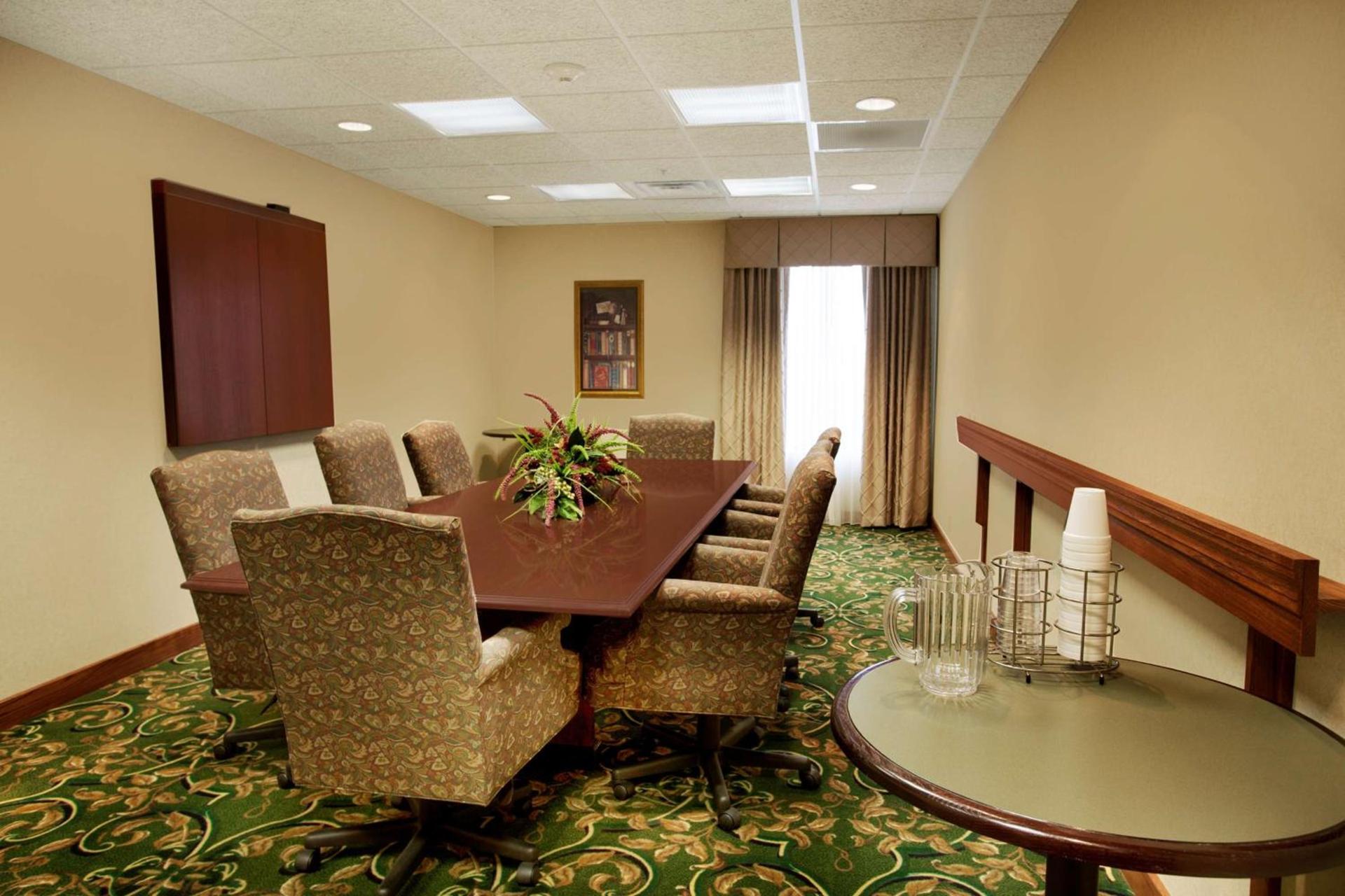 Hampton Inn Sidney photo 31