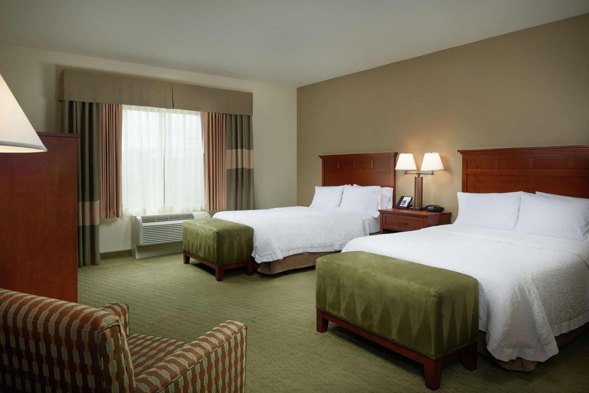 Hampton Inn and Suites Salem photo 17