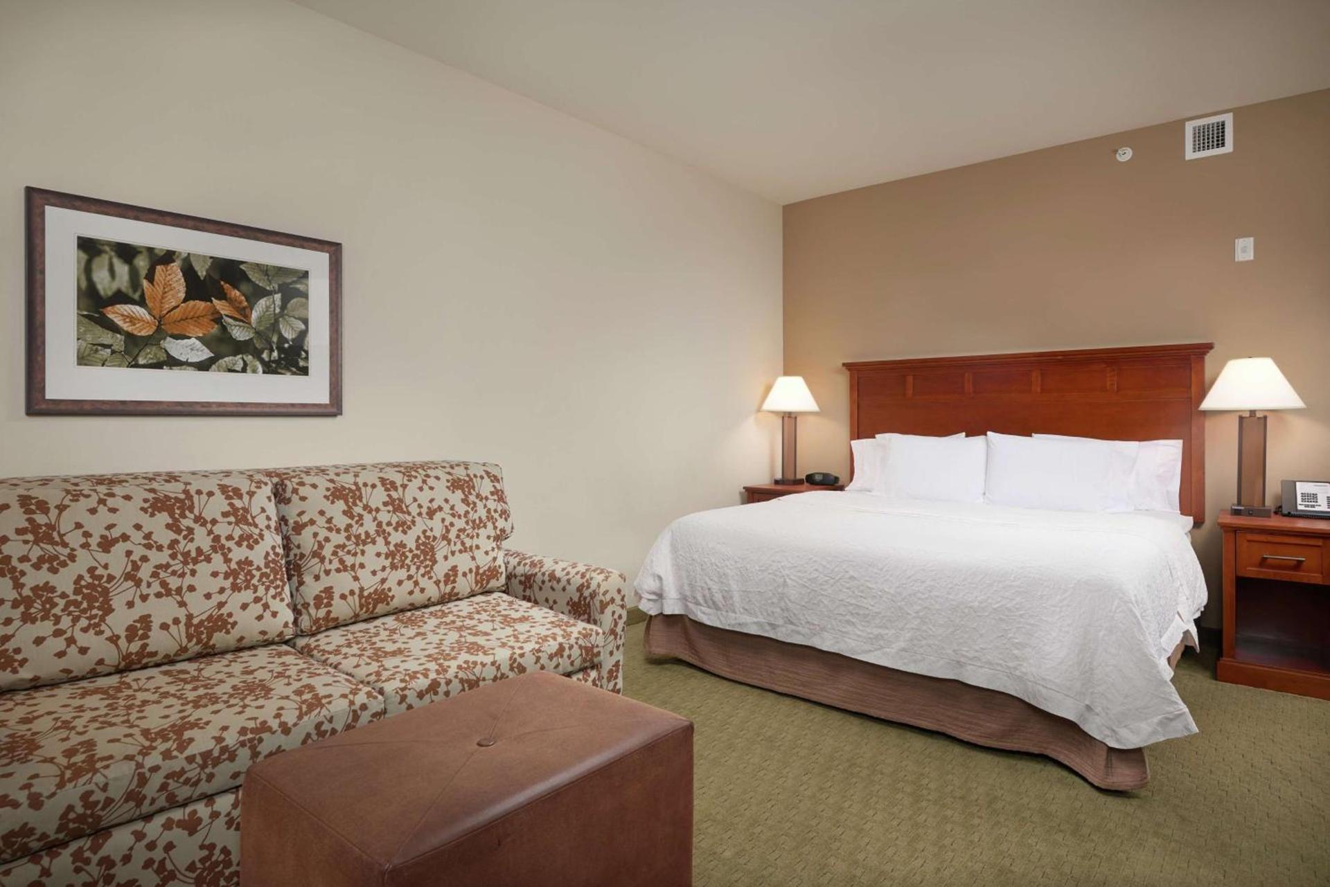 Hampton Inn and Suites Salem photo 22