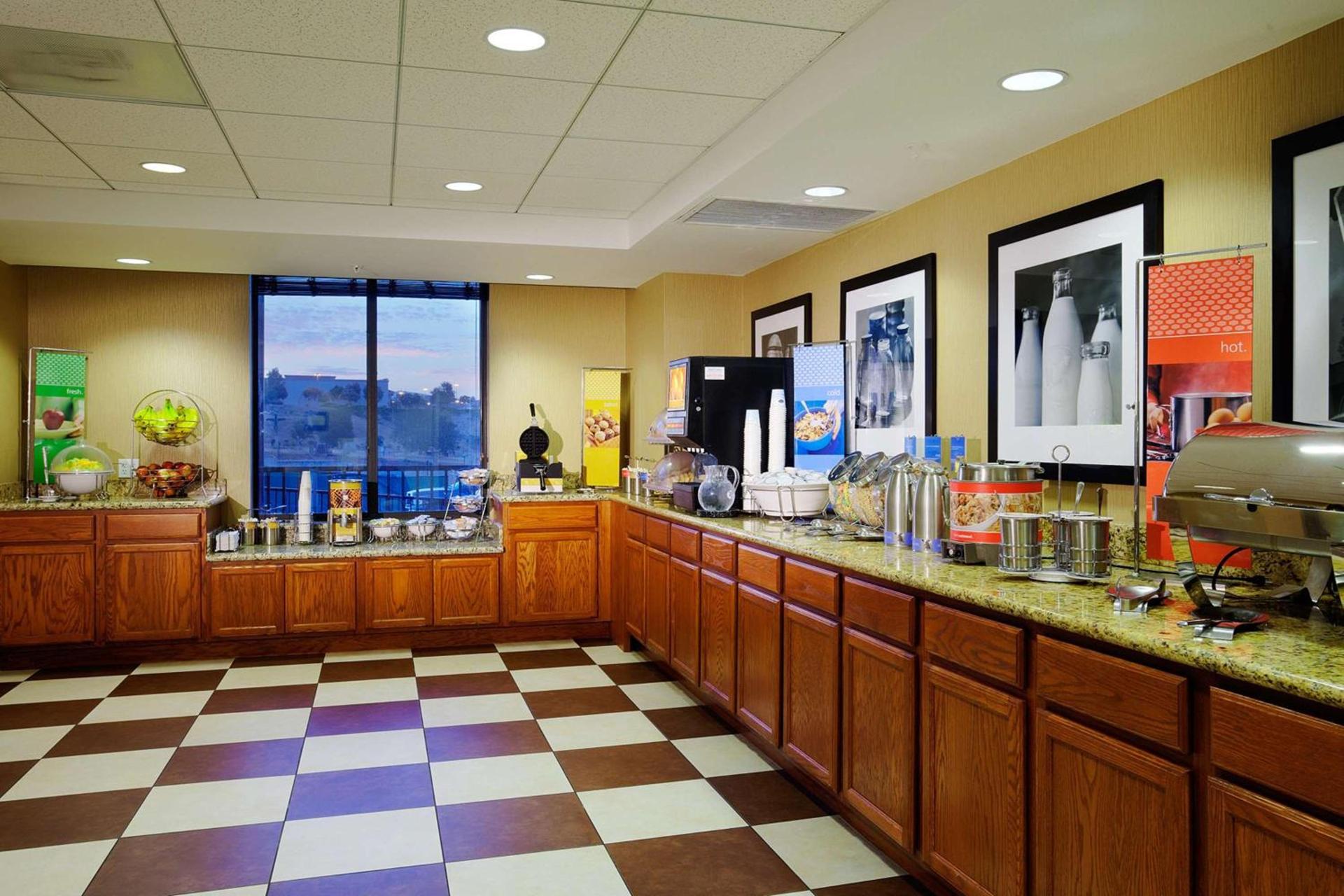 Hampton Inn & Suites Arroyo Grande photo 8