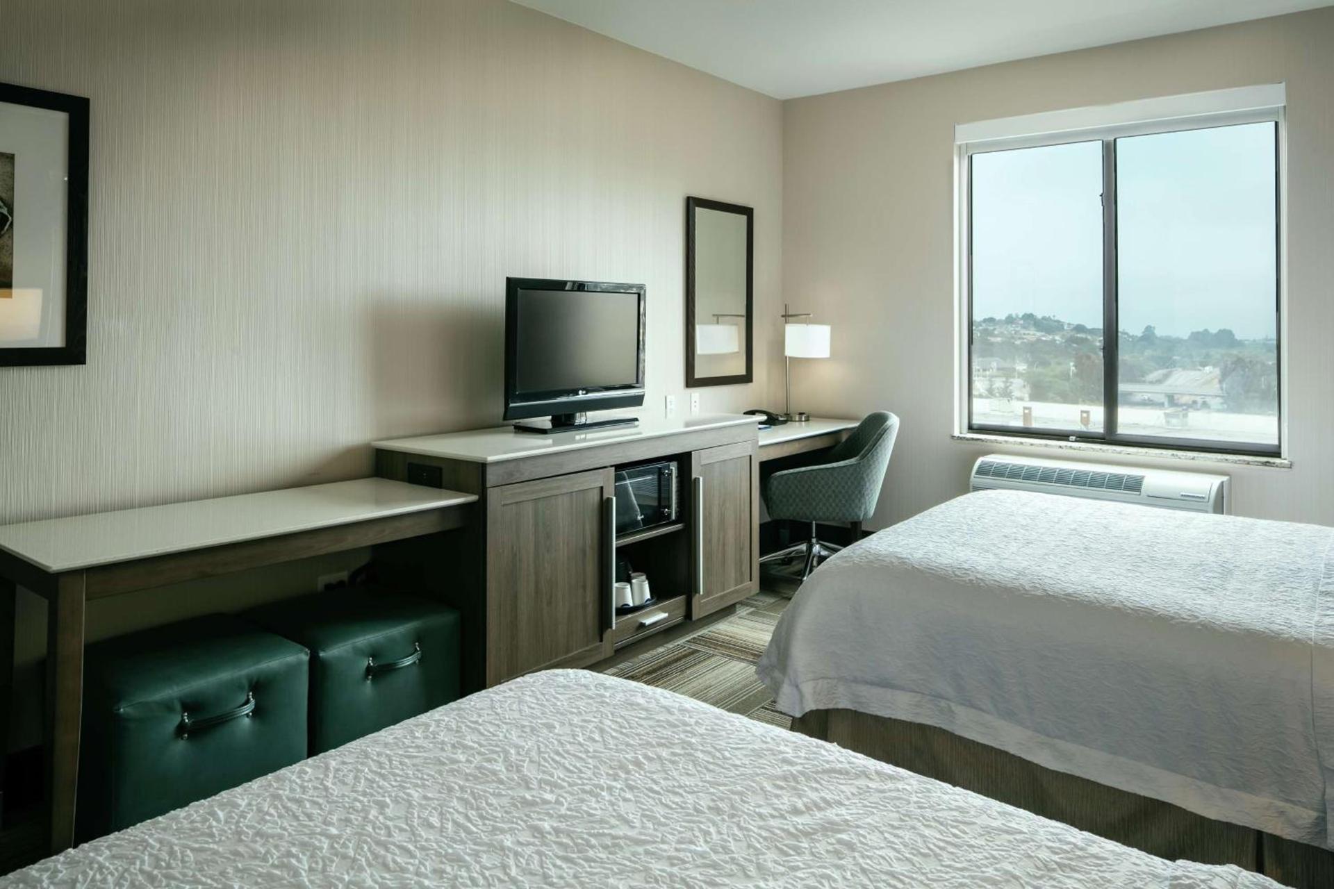 Hampton Inn & Suites Arroyo Grande photo 14