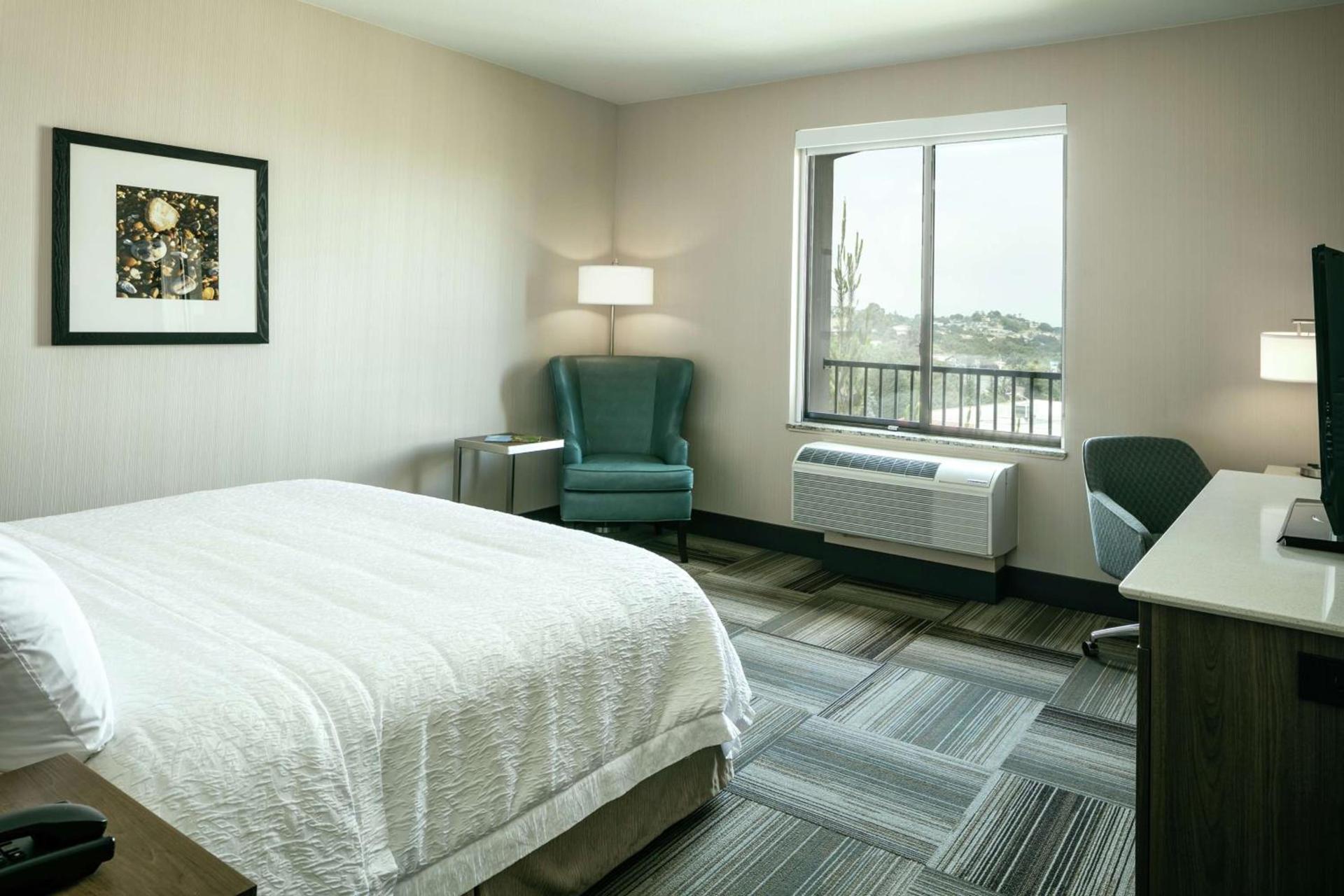 Hampton Inn & Suites Arroyo Grande photo 18
