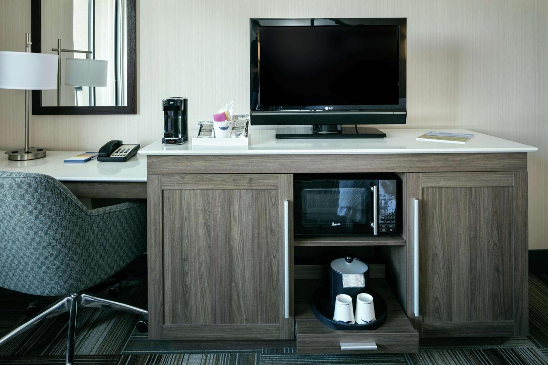 Hampton Inn & Suites Arroyo Grande photo 21