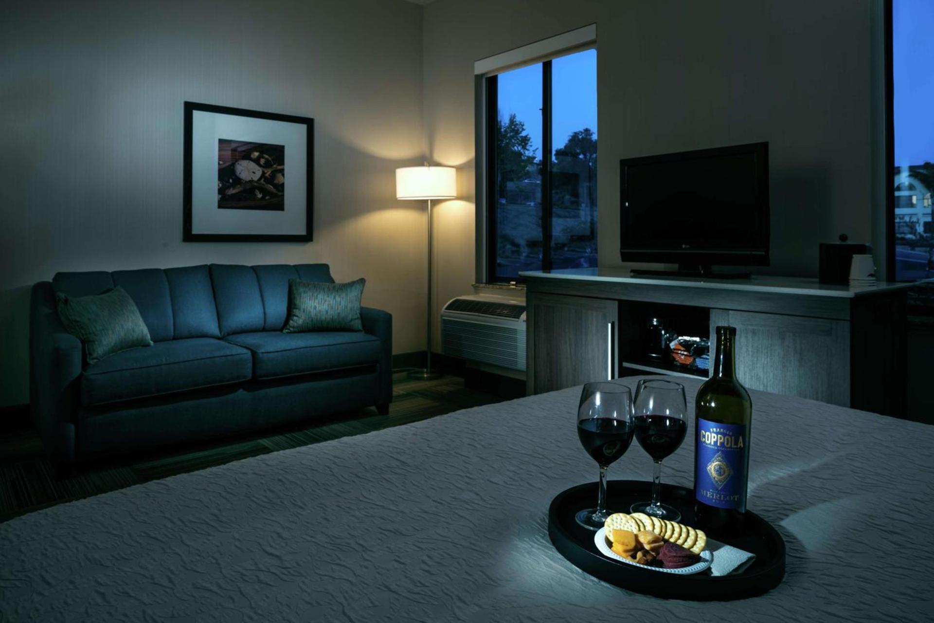 Hampton Inn & Suites Arroyo Grande photo 28
